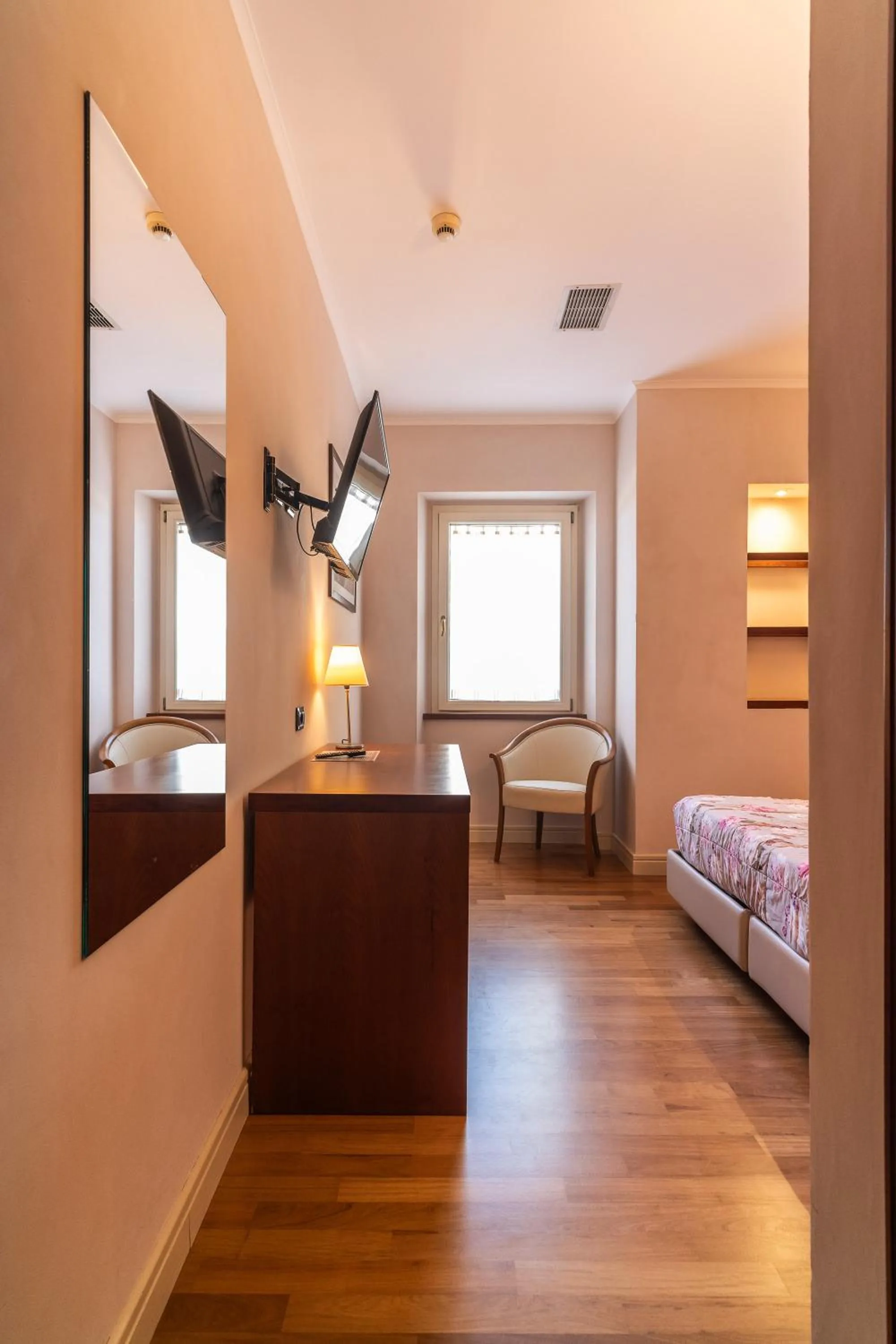 Decorative detail, Bed in Hotel Rosa