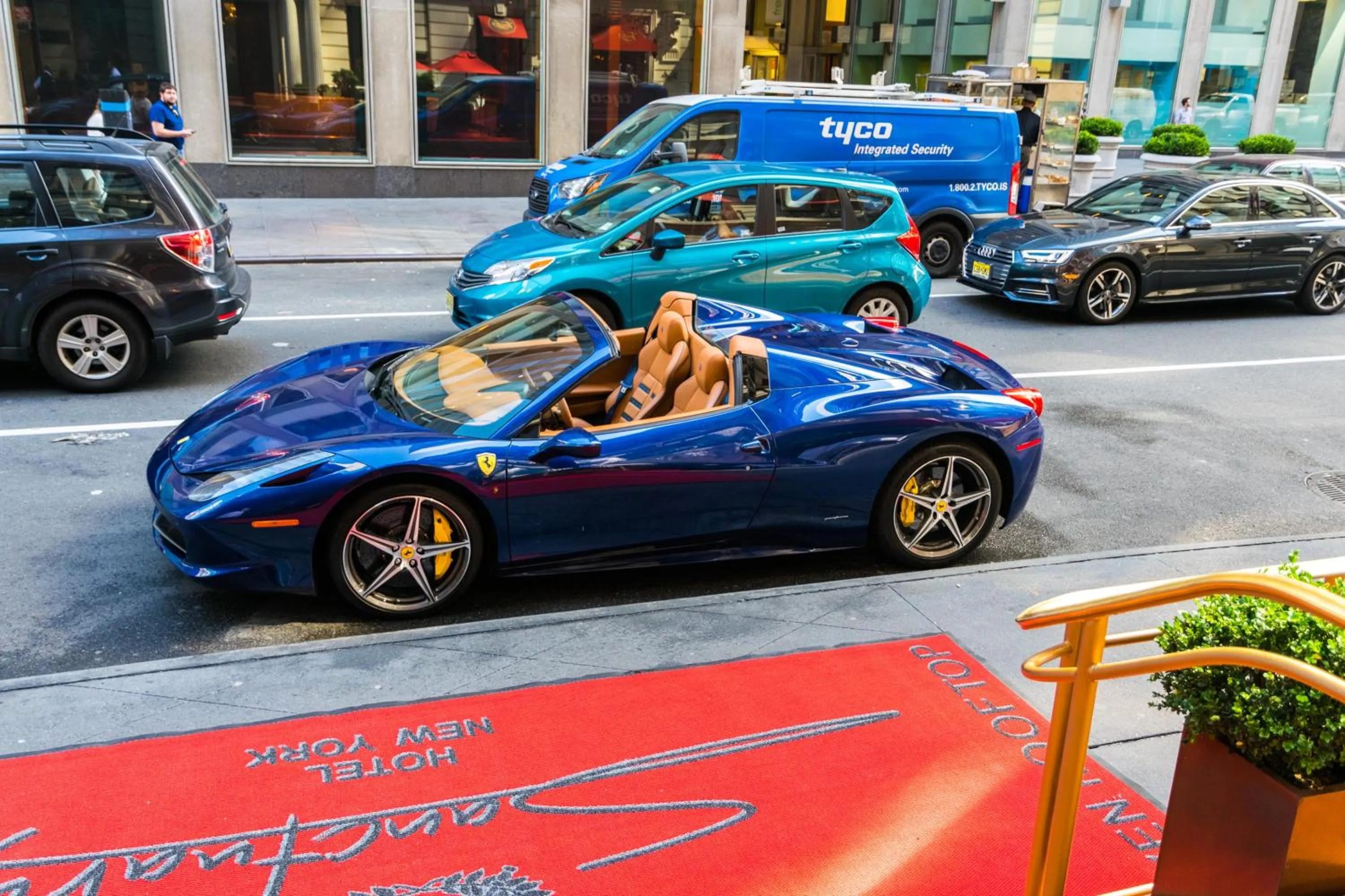 Facade/entrance in Sanctuary Hotel New York