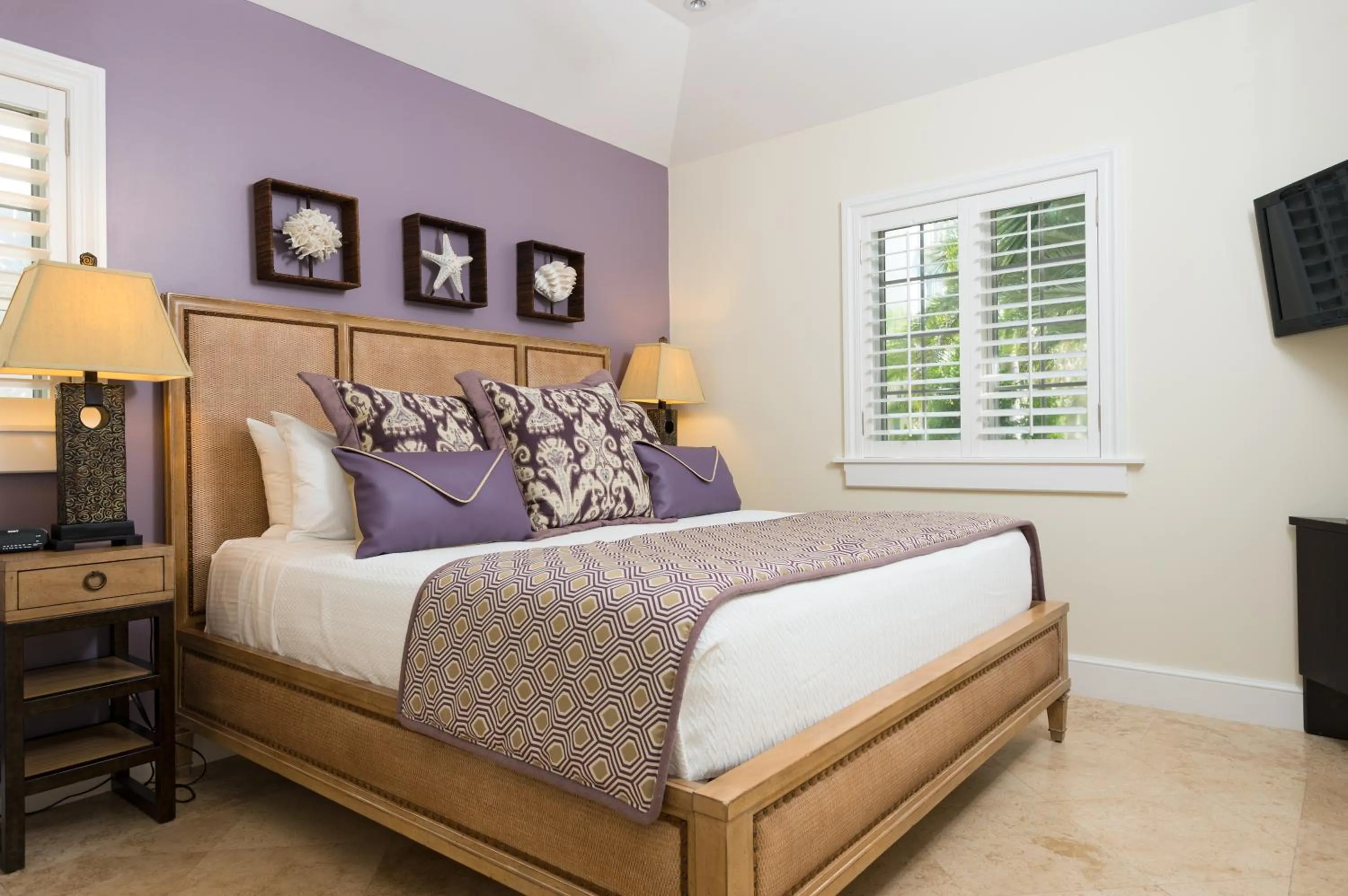 Bedroom, Bed in The Regent Grand