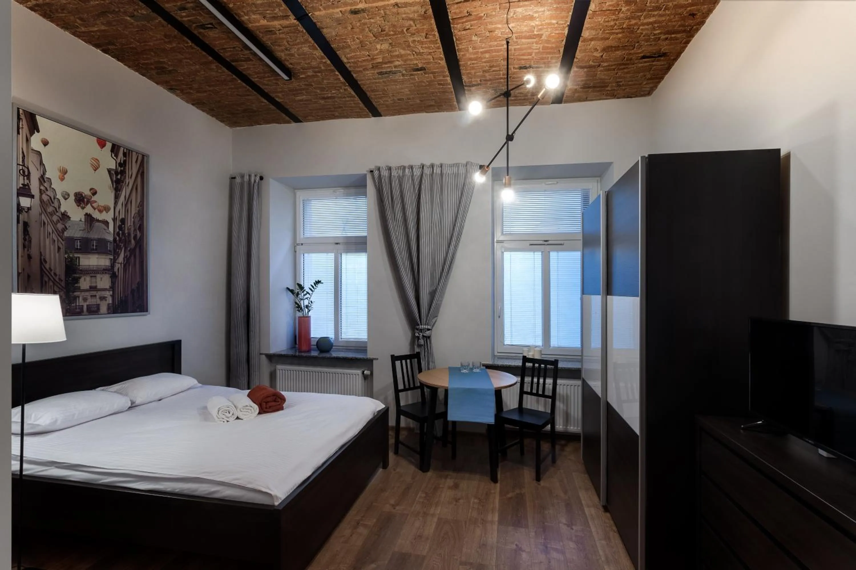 Bed in Apartamenty Centrum Częstochowa Stara Kamienica