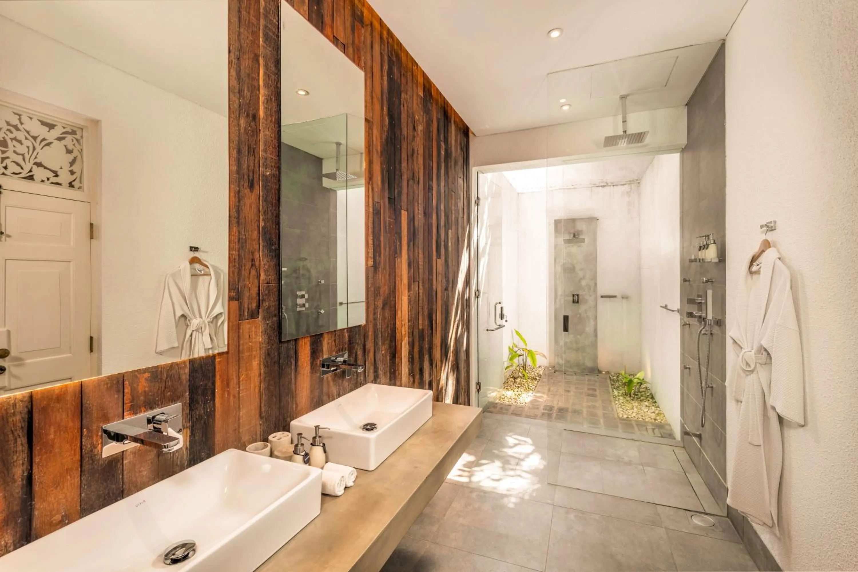 Toilet in Ishq Talpe