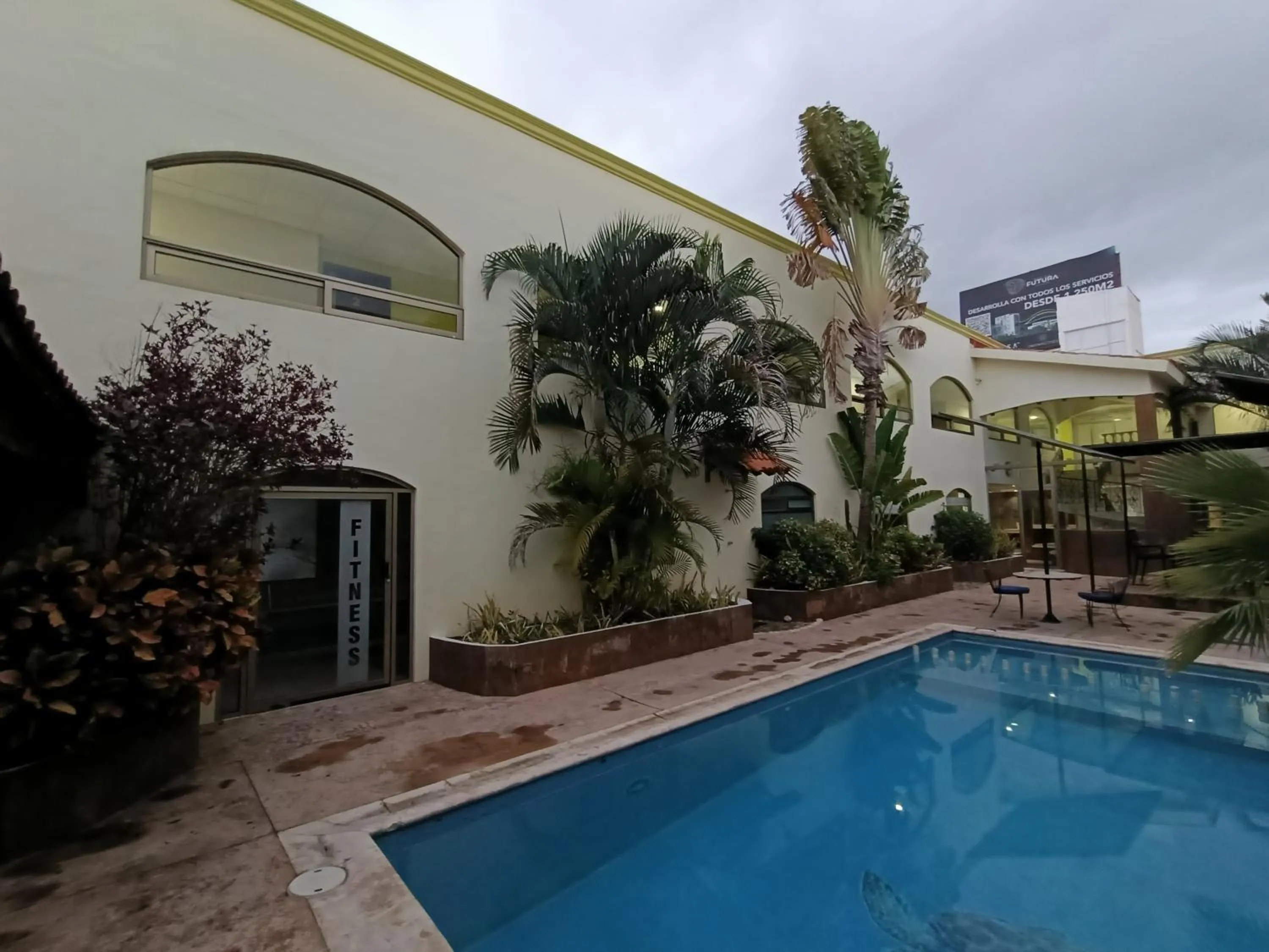 Swimming pool in Hotel Dubrovnik