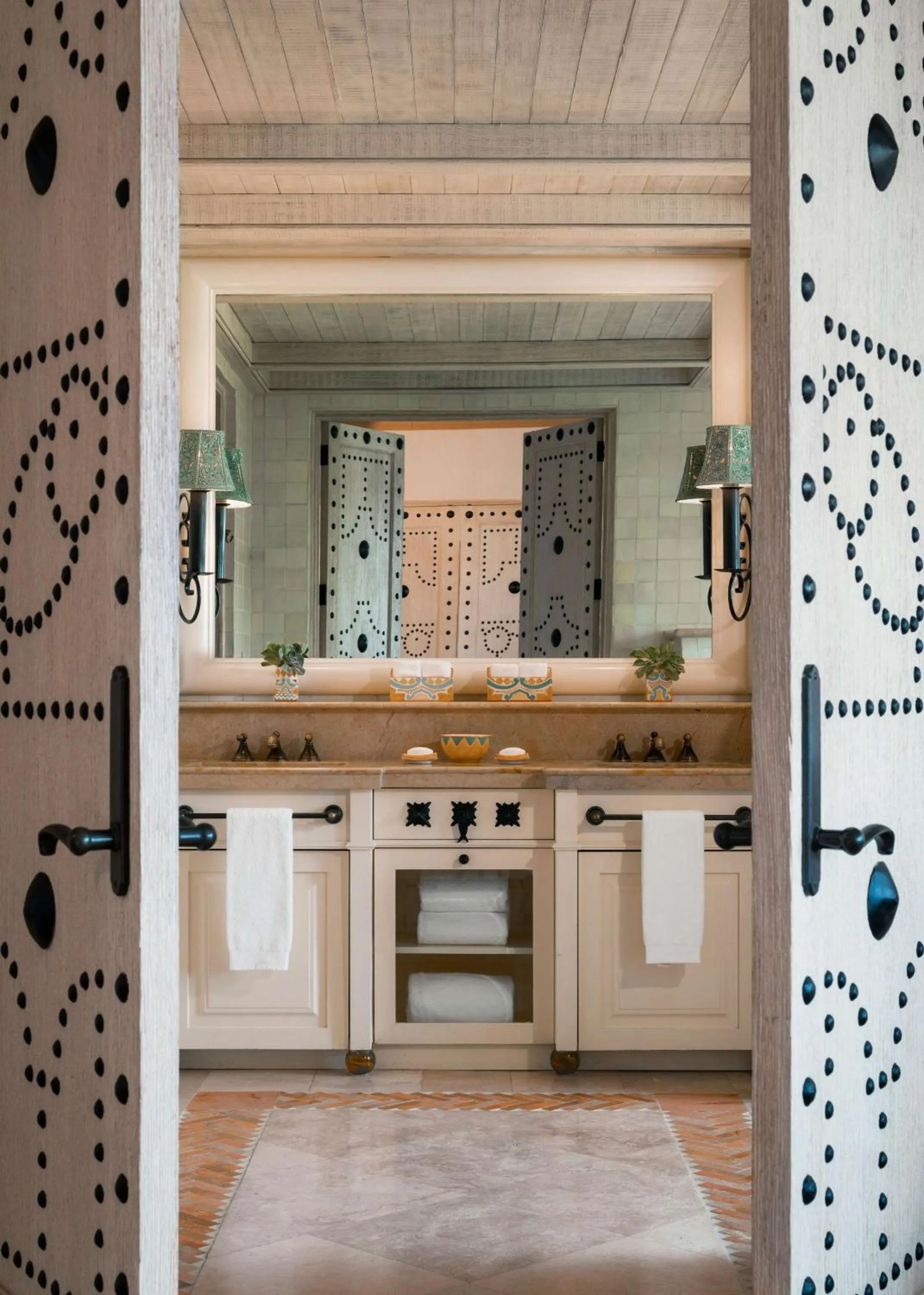 Bathroom in One&Only Palmilla