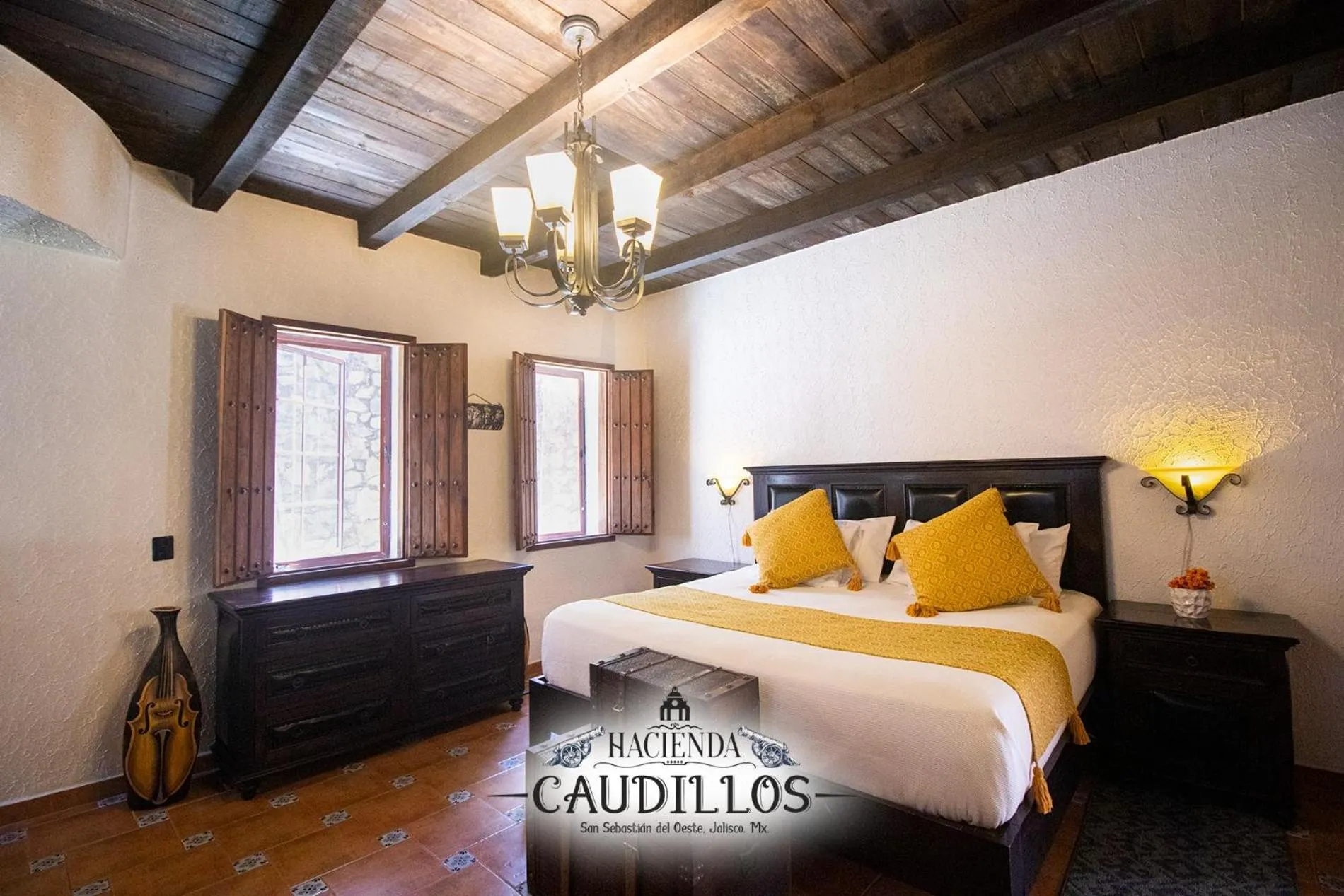 Bed in Hotel Boutique Hacienda Caudillos