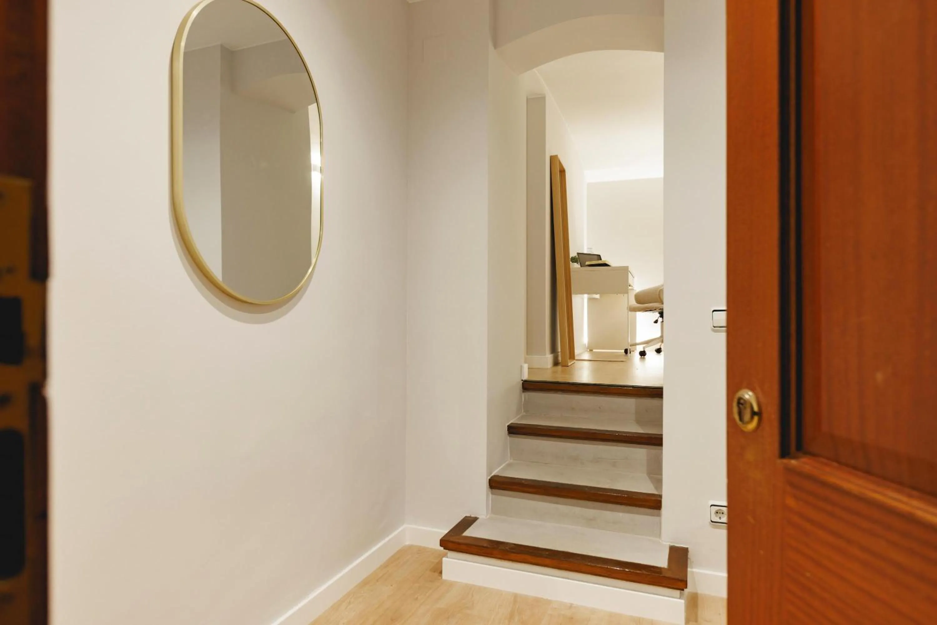 Facade/entrance in Bravissimo Apartaments Mora 4