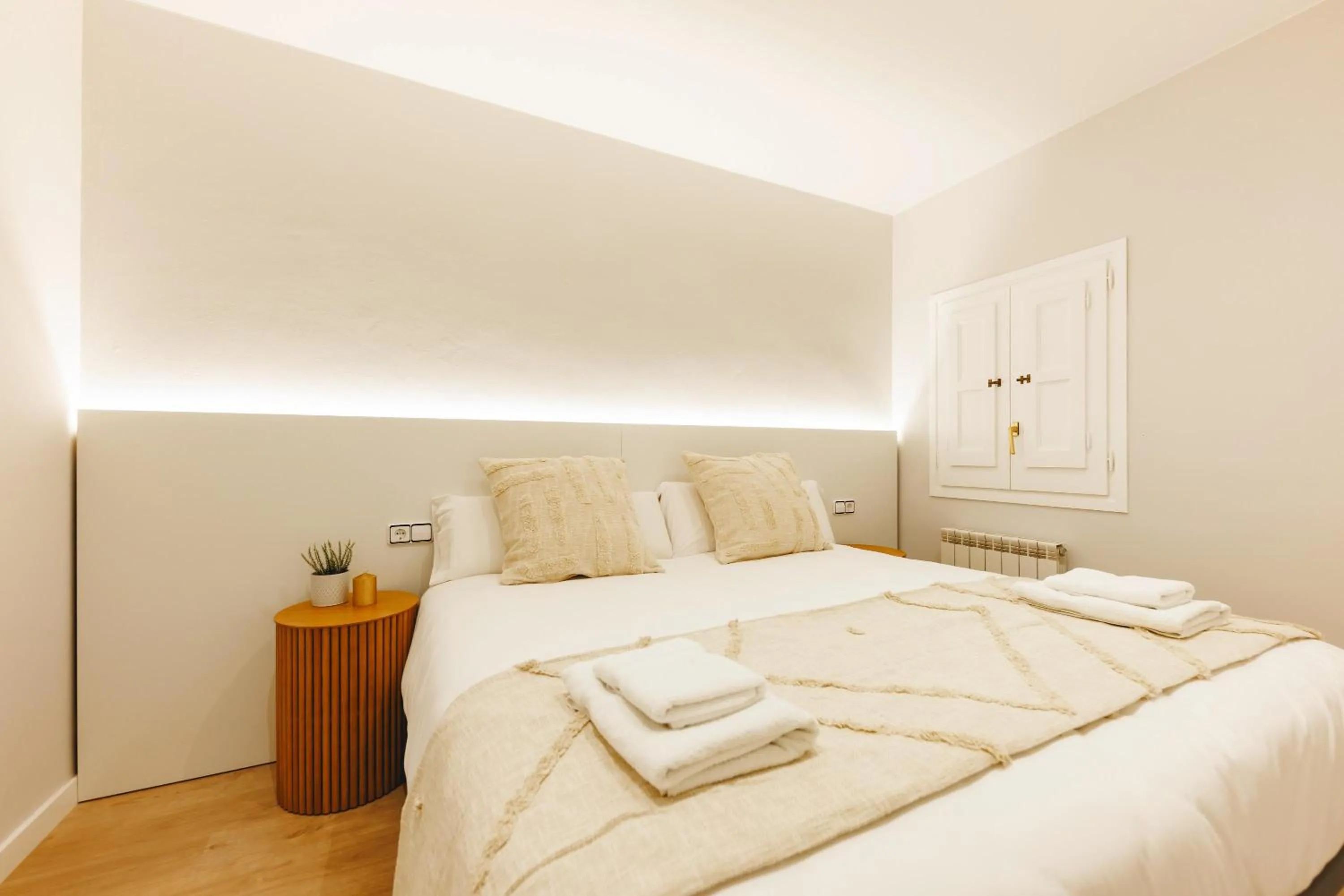 Bed in Bravissimo Apartaments Mora 4