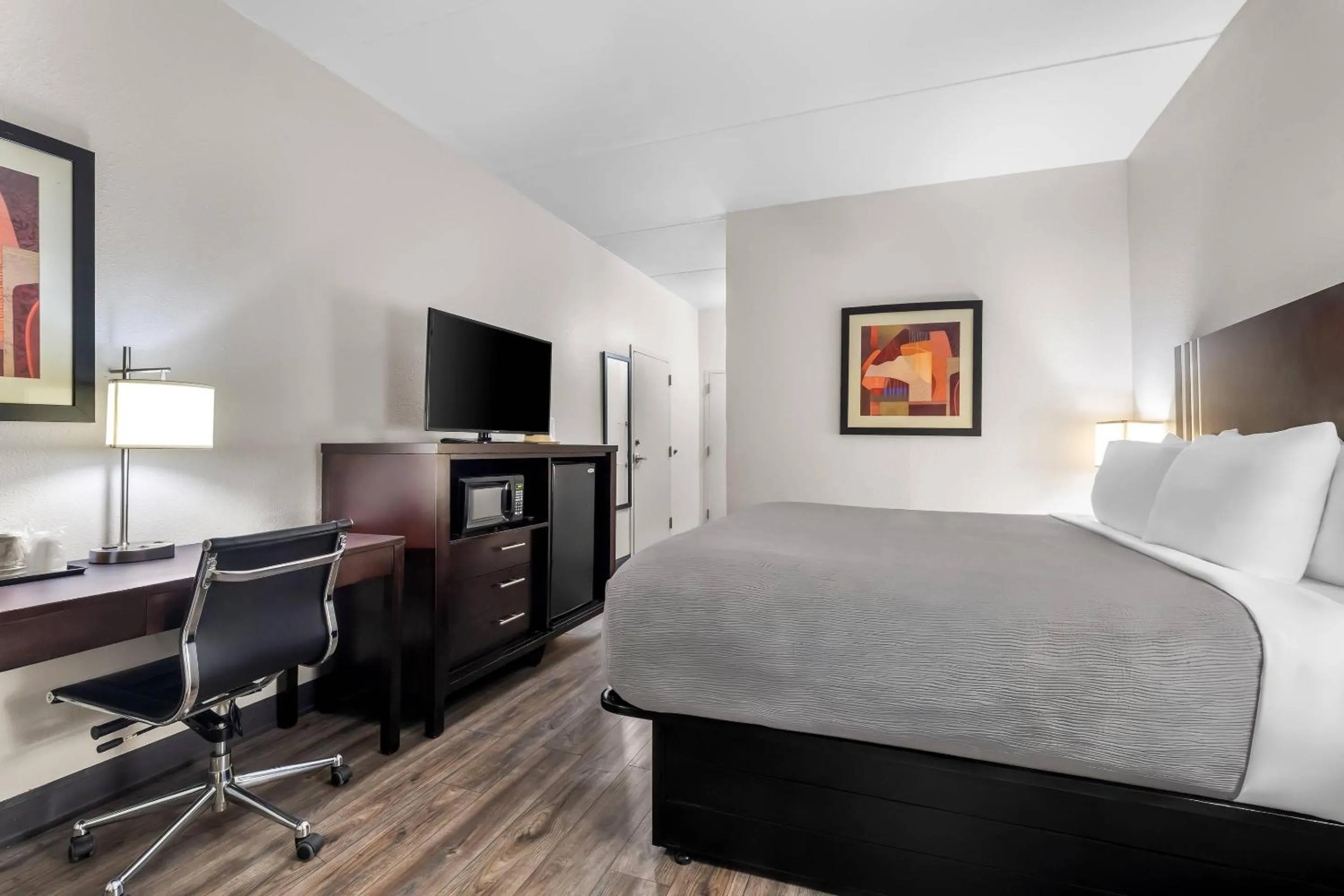 Bedroom, Bed in Quality Inn Chattanooga Hamilton Place