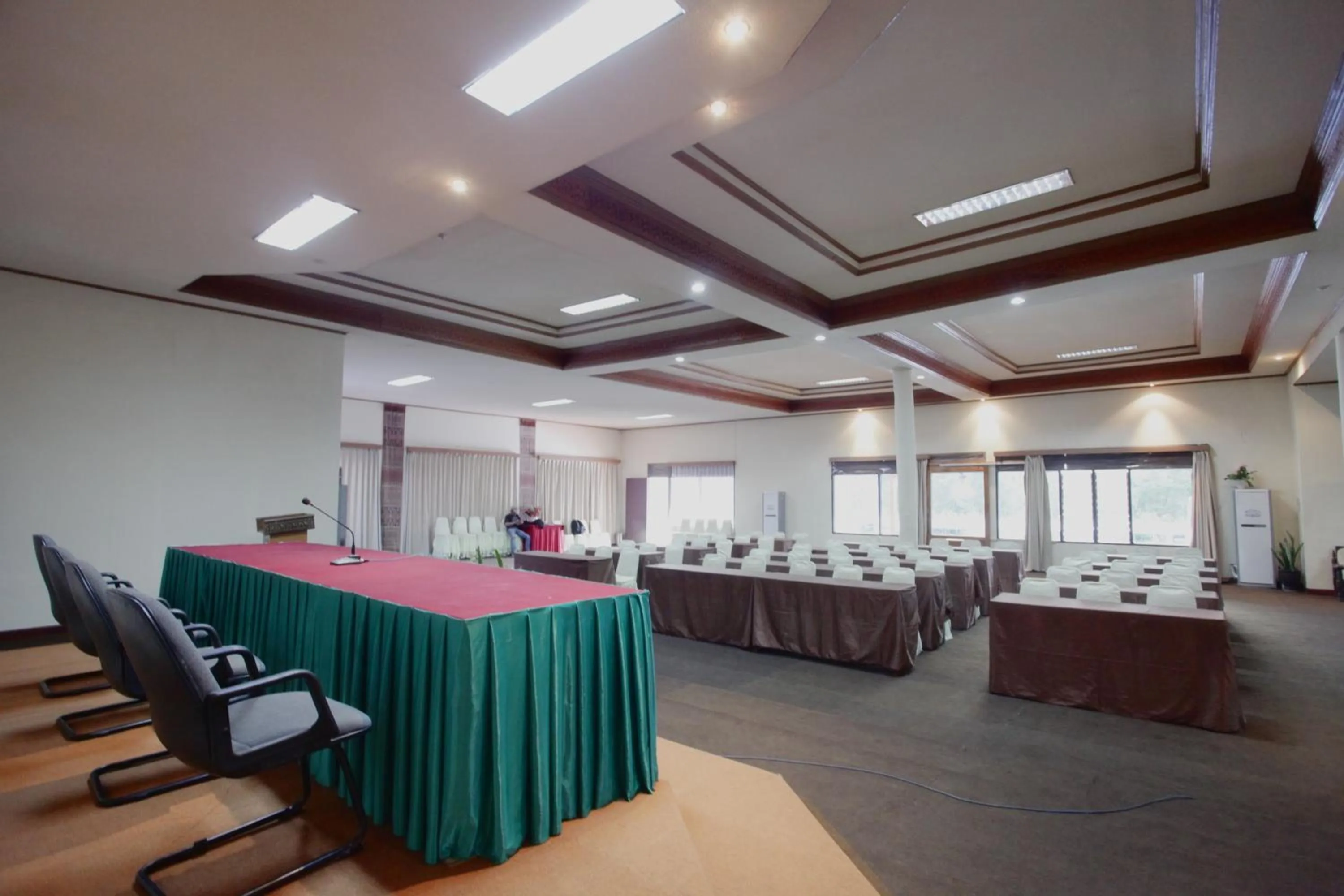 Banquet/Function facilities in Toraja Misiliana Hotel