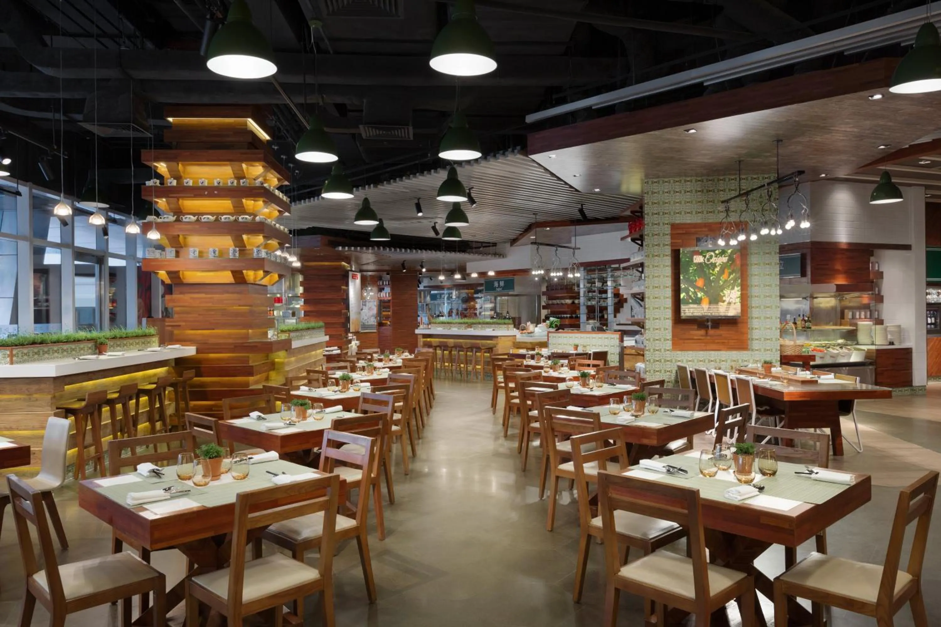 Restaurant/places to eat in Kerry Hotel Pudong, Shanghai