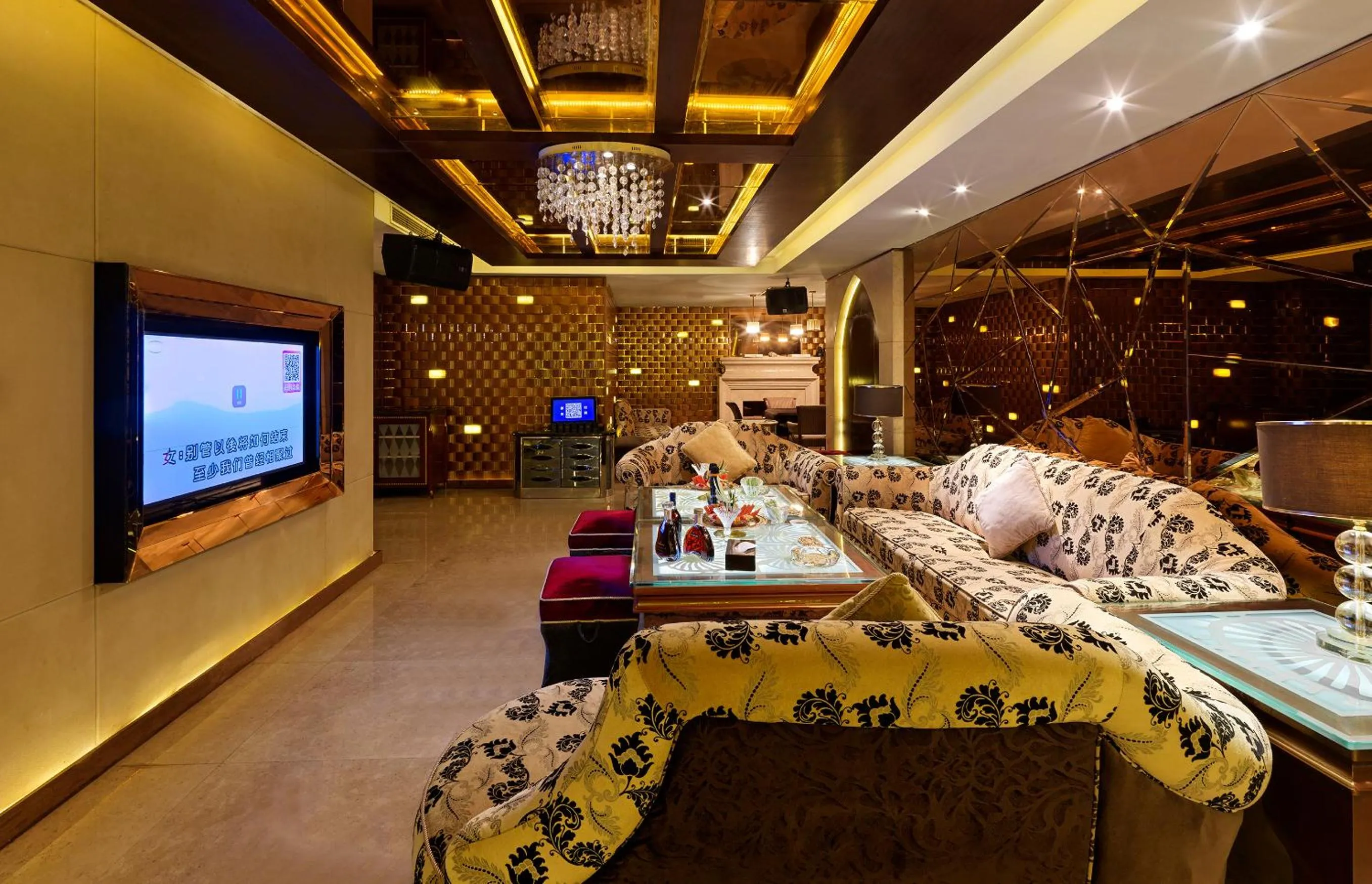 Entertainment in Regal Palace Hotel