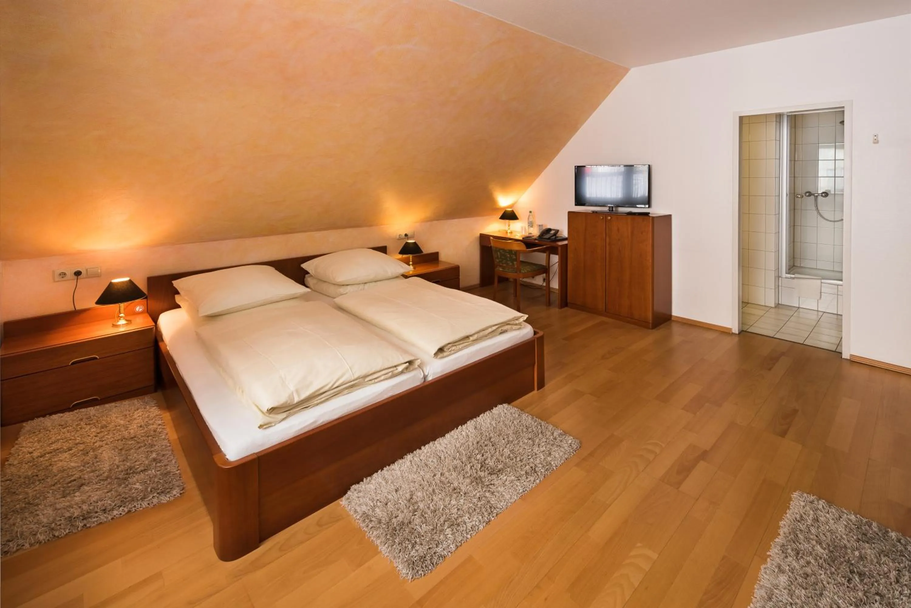 Photo of the whole room, Bed in Hotel & Gasthaus Nagel GmbH