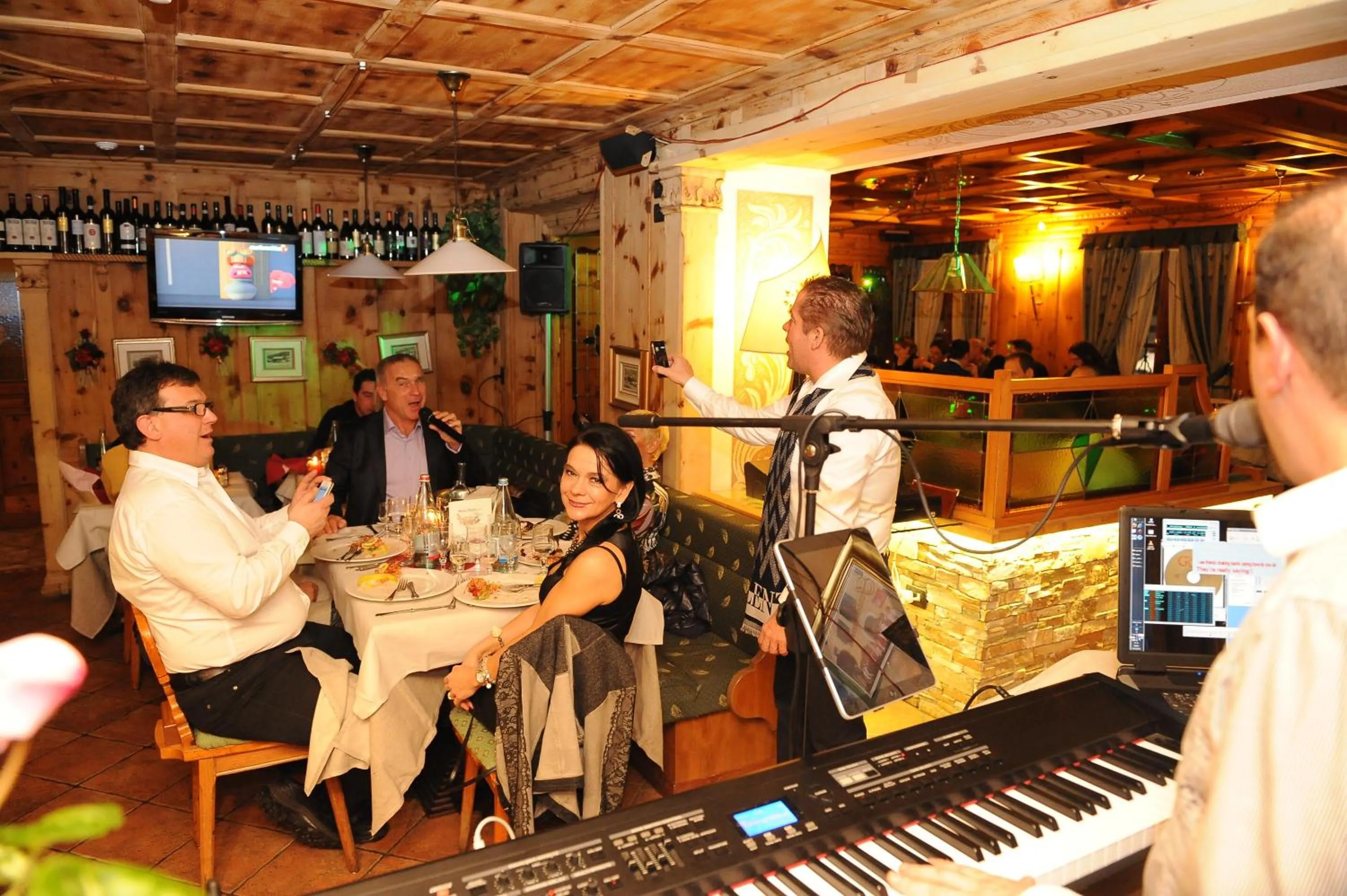 Night in Hotel Alpina