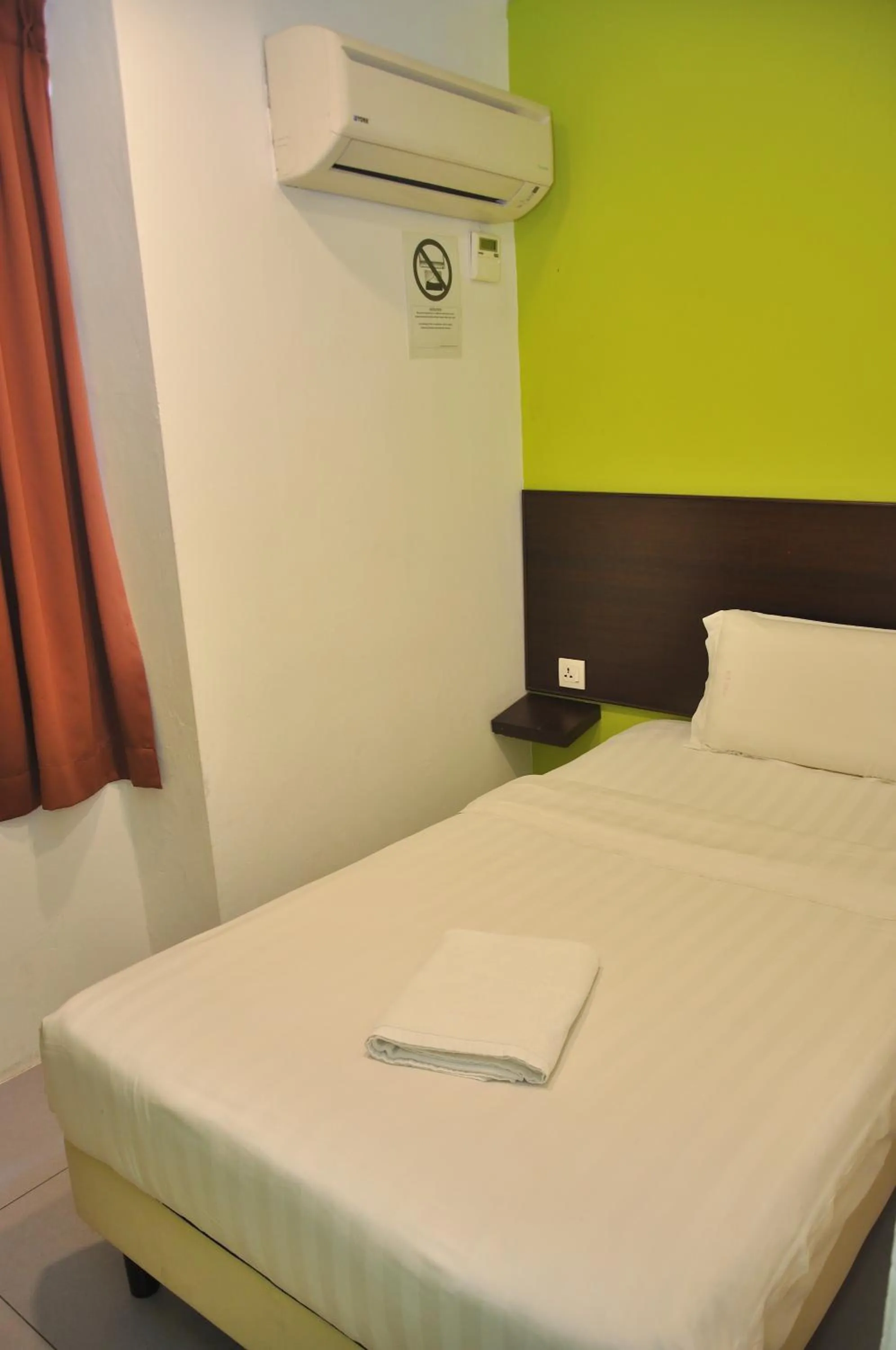 Bed in Kuching Transit Inn