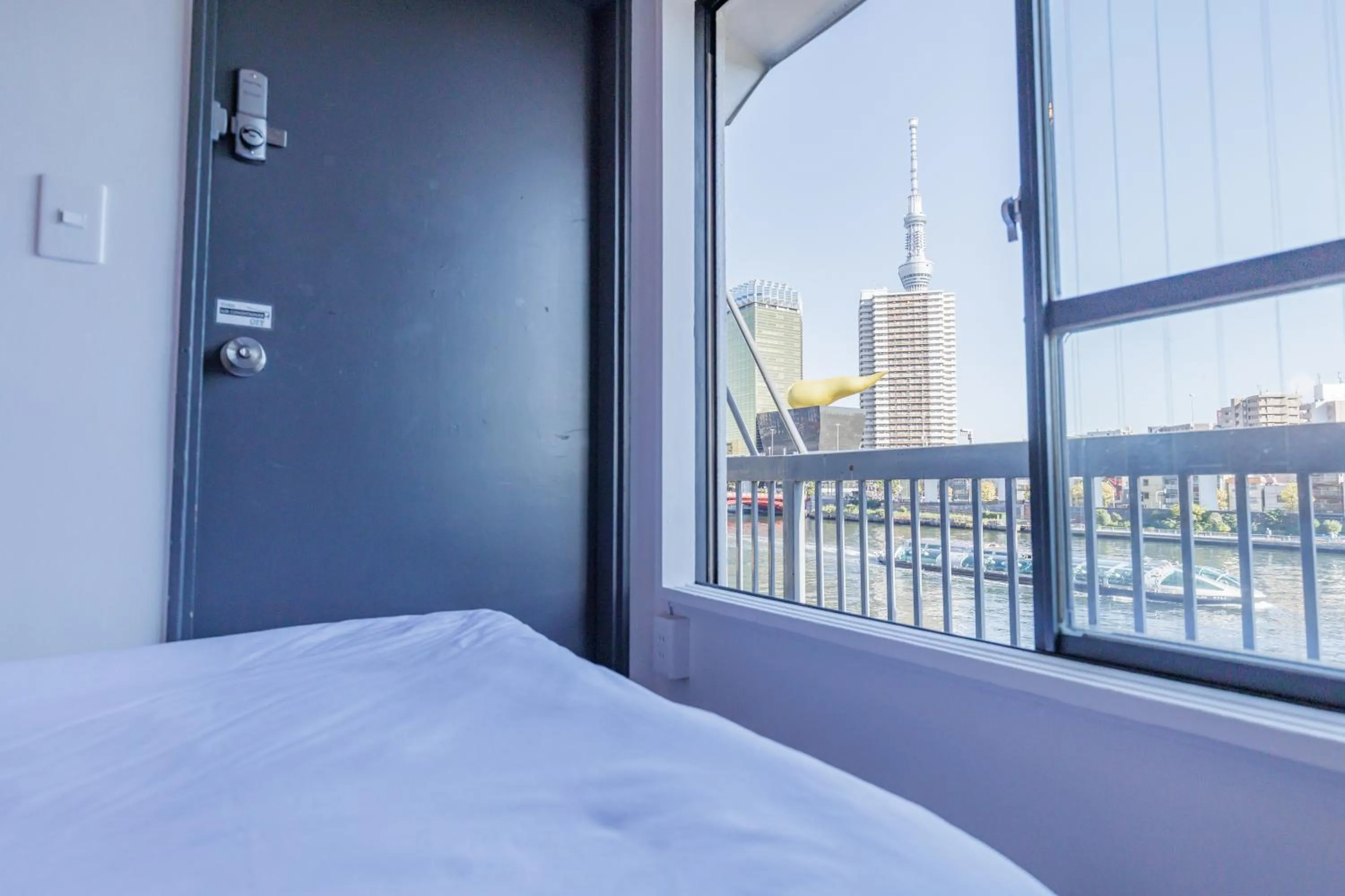 Balcony/Terrace, Bed in Hostel Chapter Two Tokyo