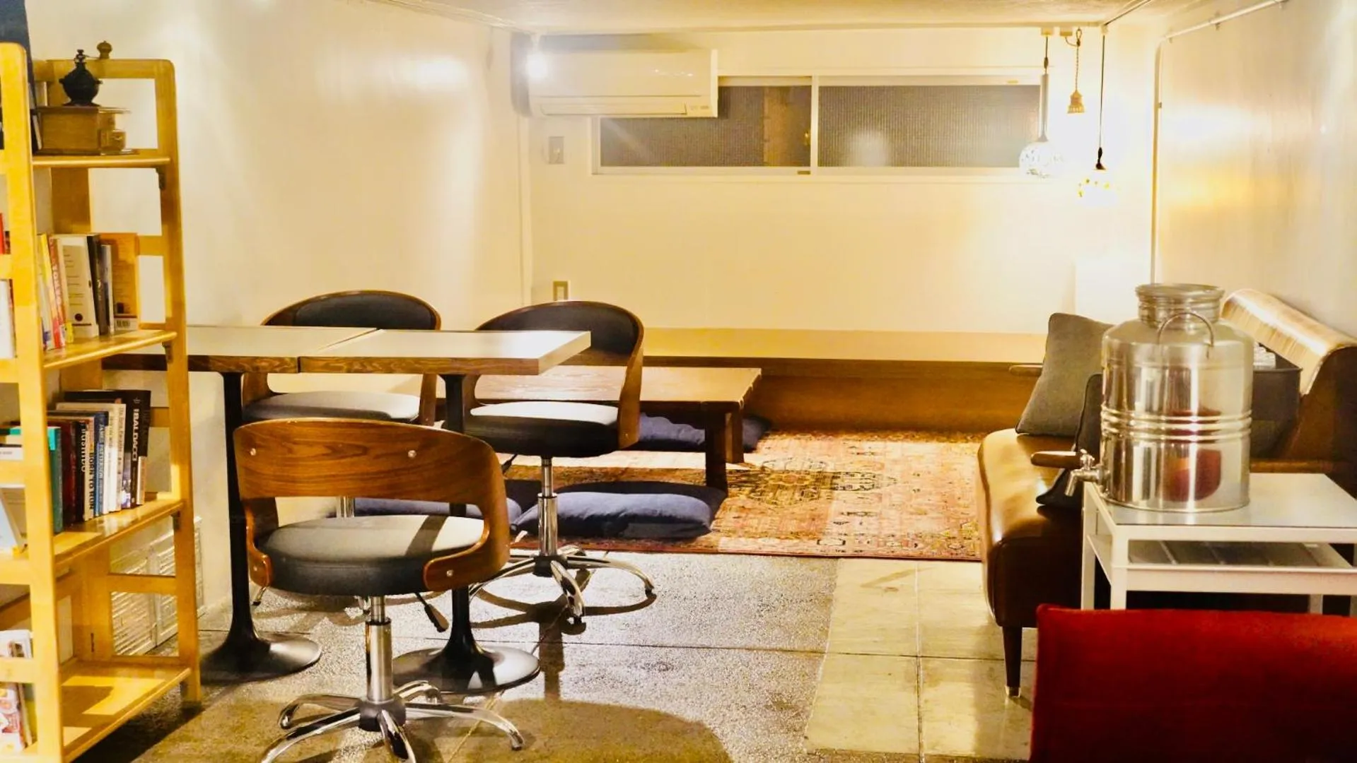 Living room in Hostel Chapter Two Tokyo