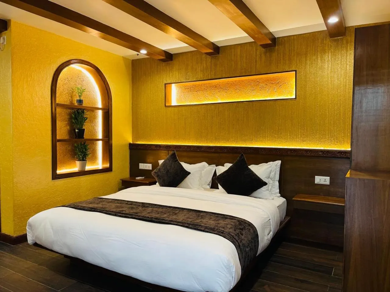 Bedroom, Bed in Timber House by Tara Group