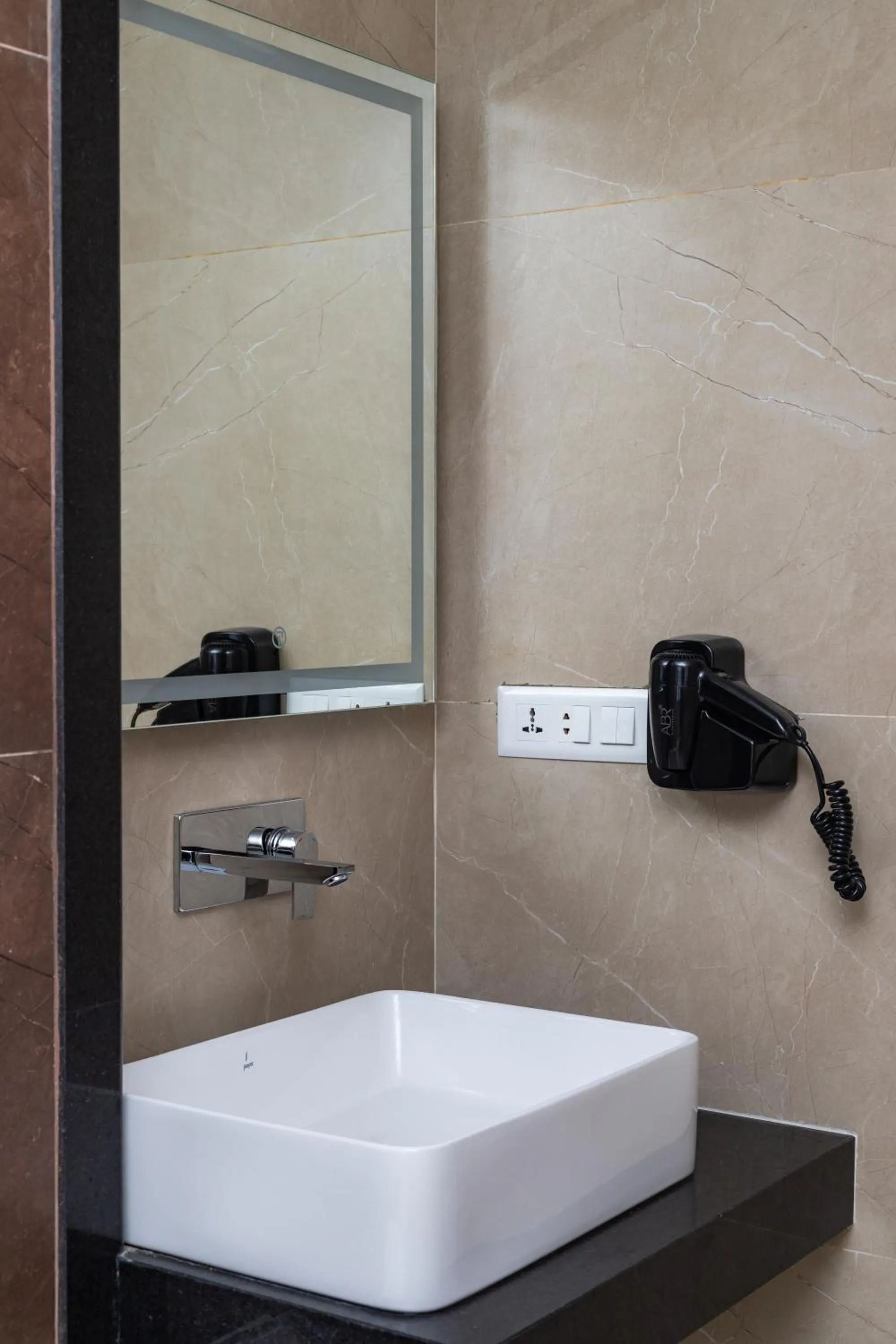 Bathroom in Timber House by Tara Group