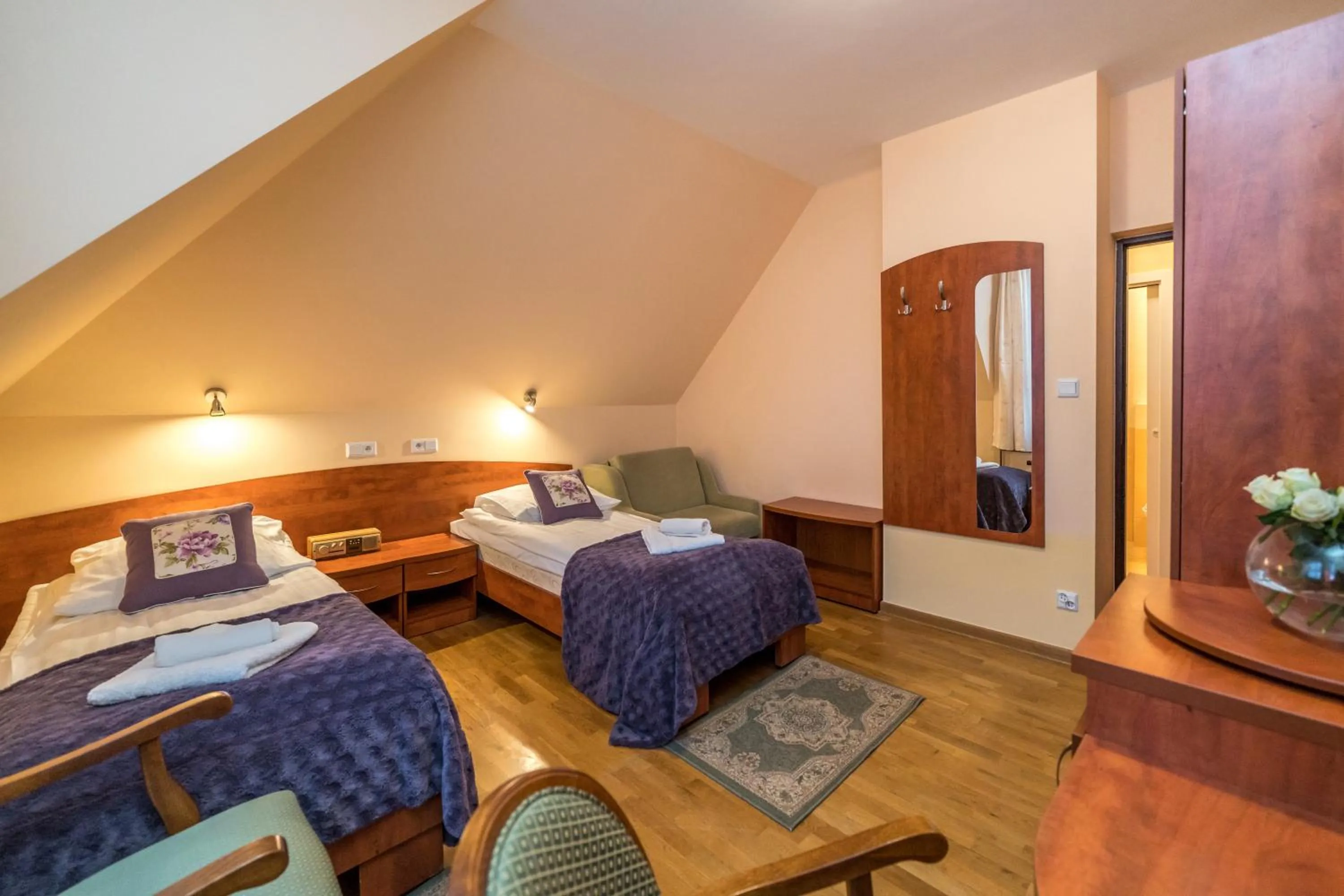 Bed in Astoria - Willa Literatów