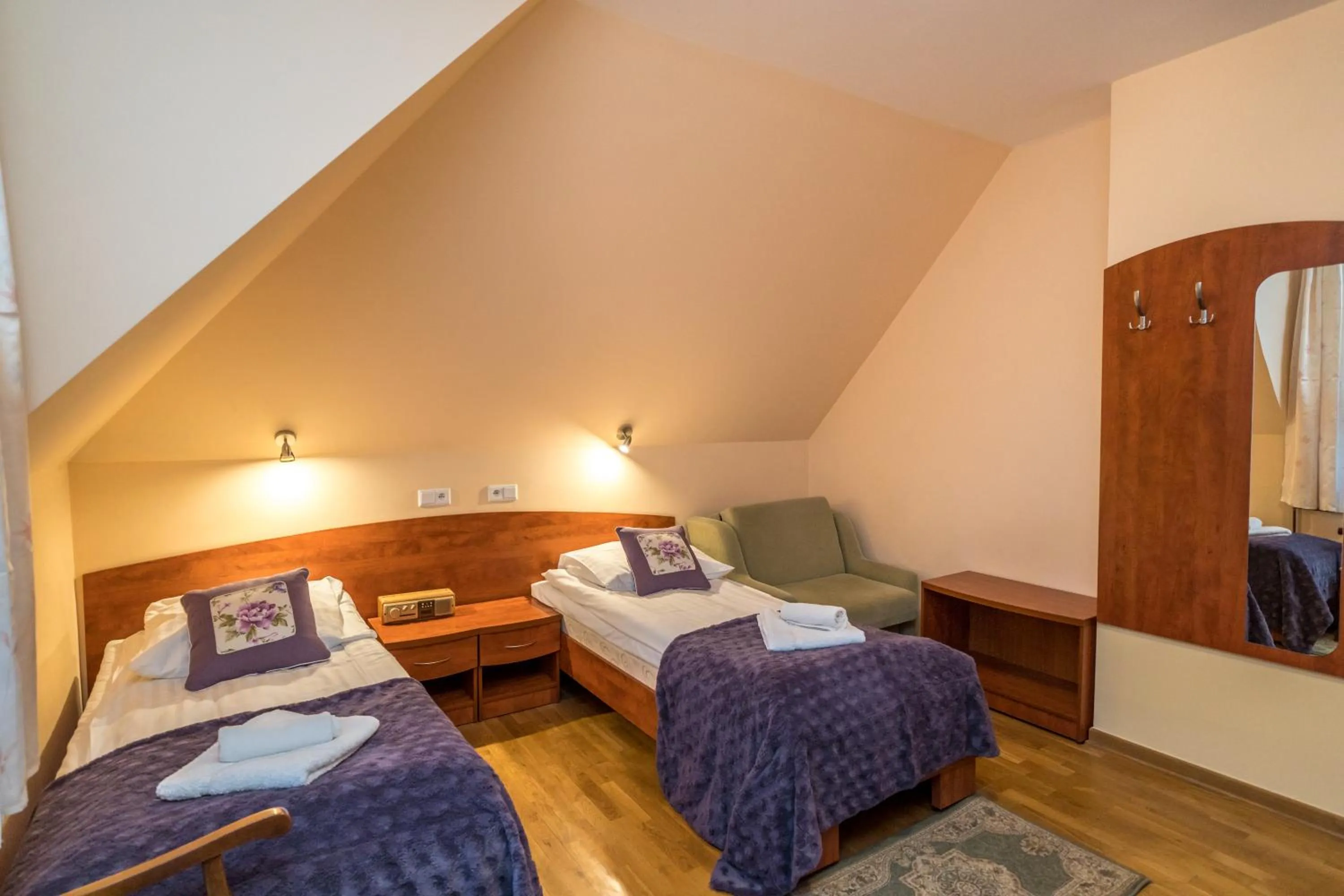 Bed in Astoria - Willa Literatów