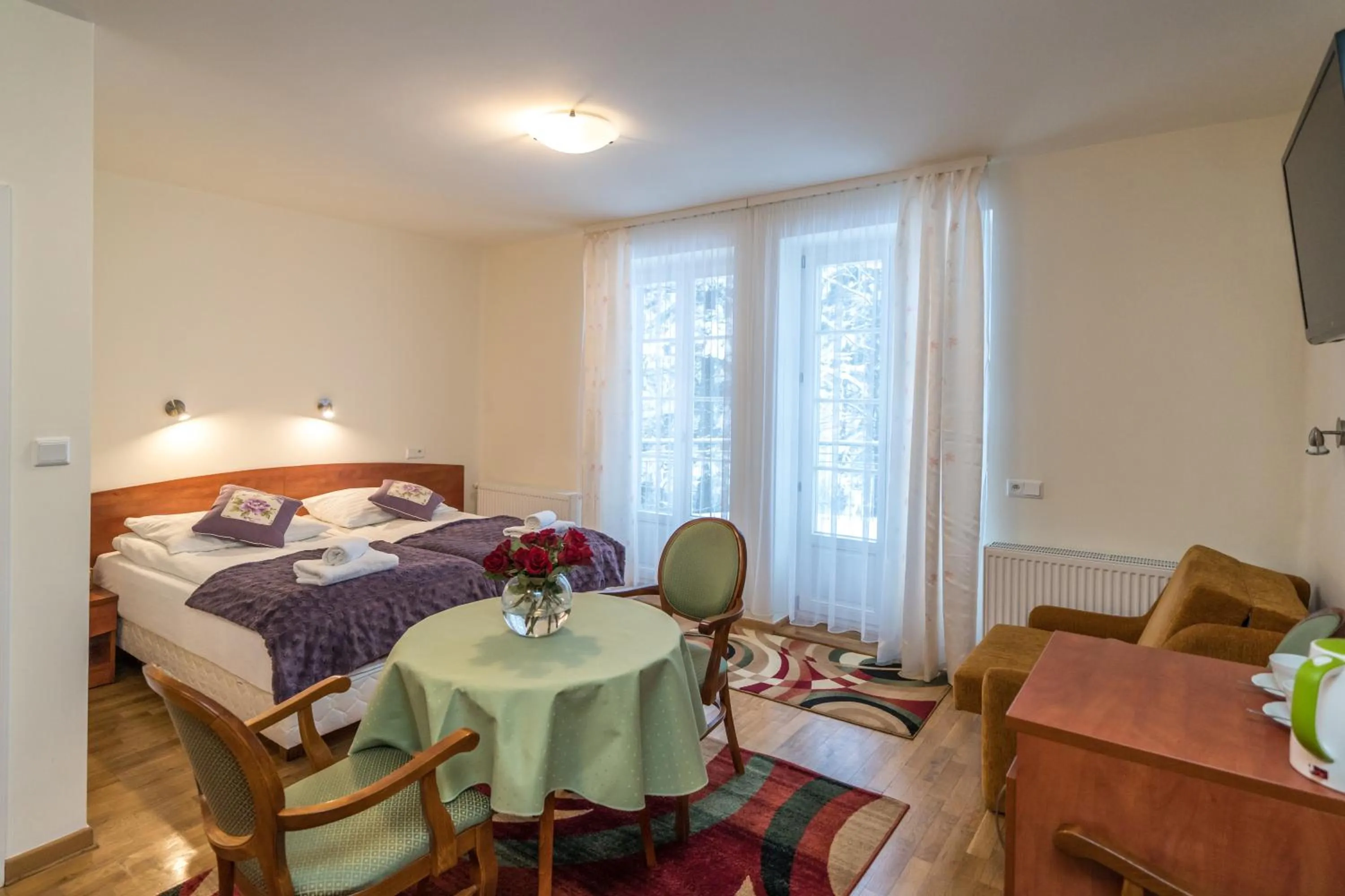 Bed in Astoria - Willa Literatów