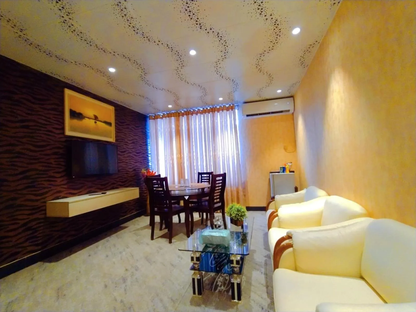 Property building in Tiger Garden Int Hotel