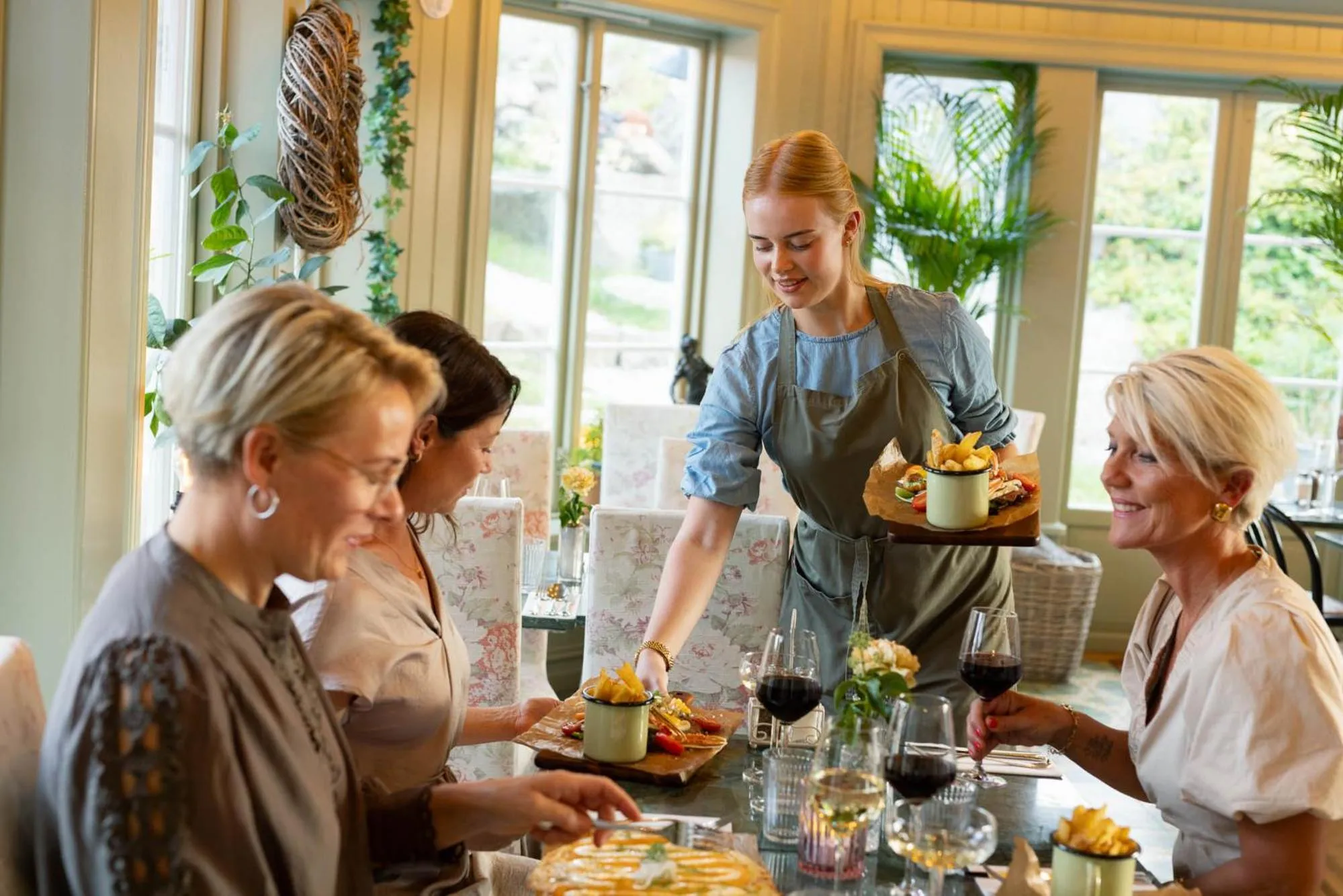 Restaurant/places to eat in Strandflickornas Havshotell Lysekil