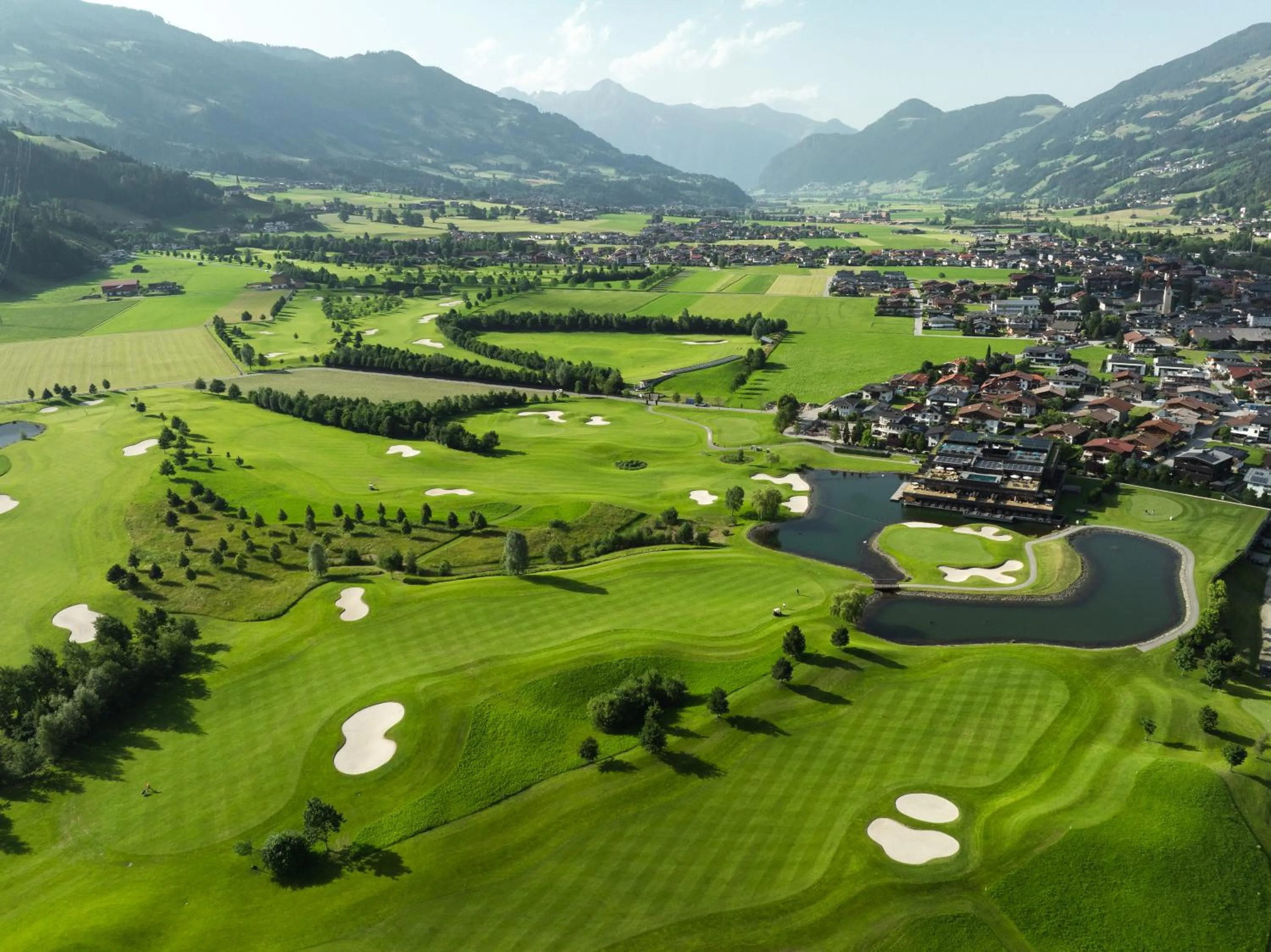 Golfcourse in PACHMAIR 1453 apart resort