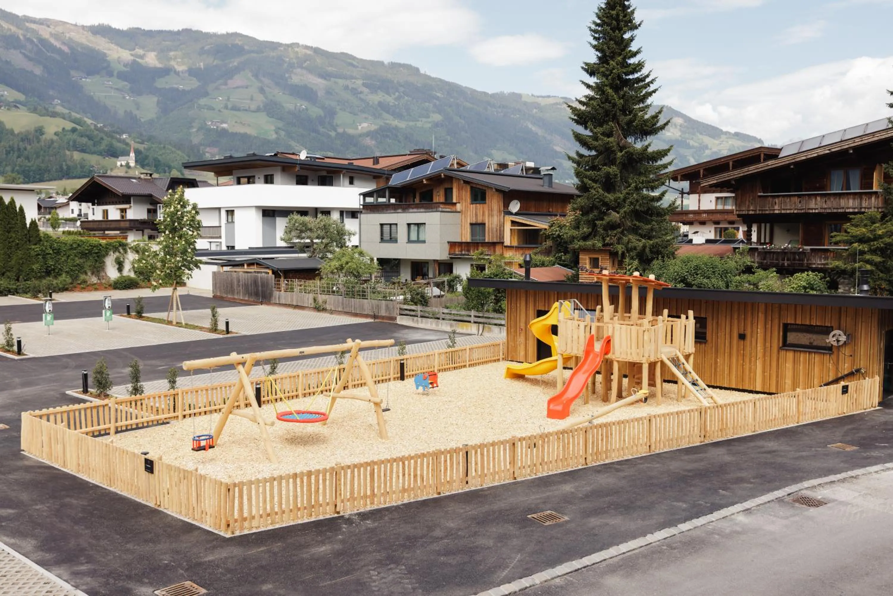 Children play ground in PACHMAIR 1453 apart resort