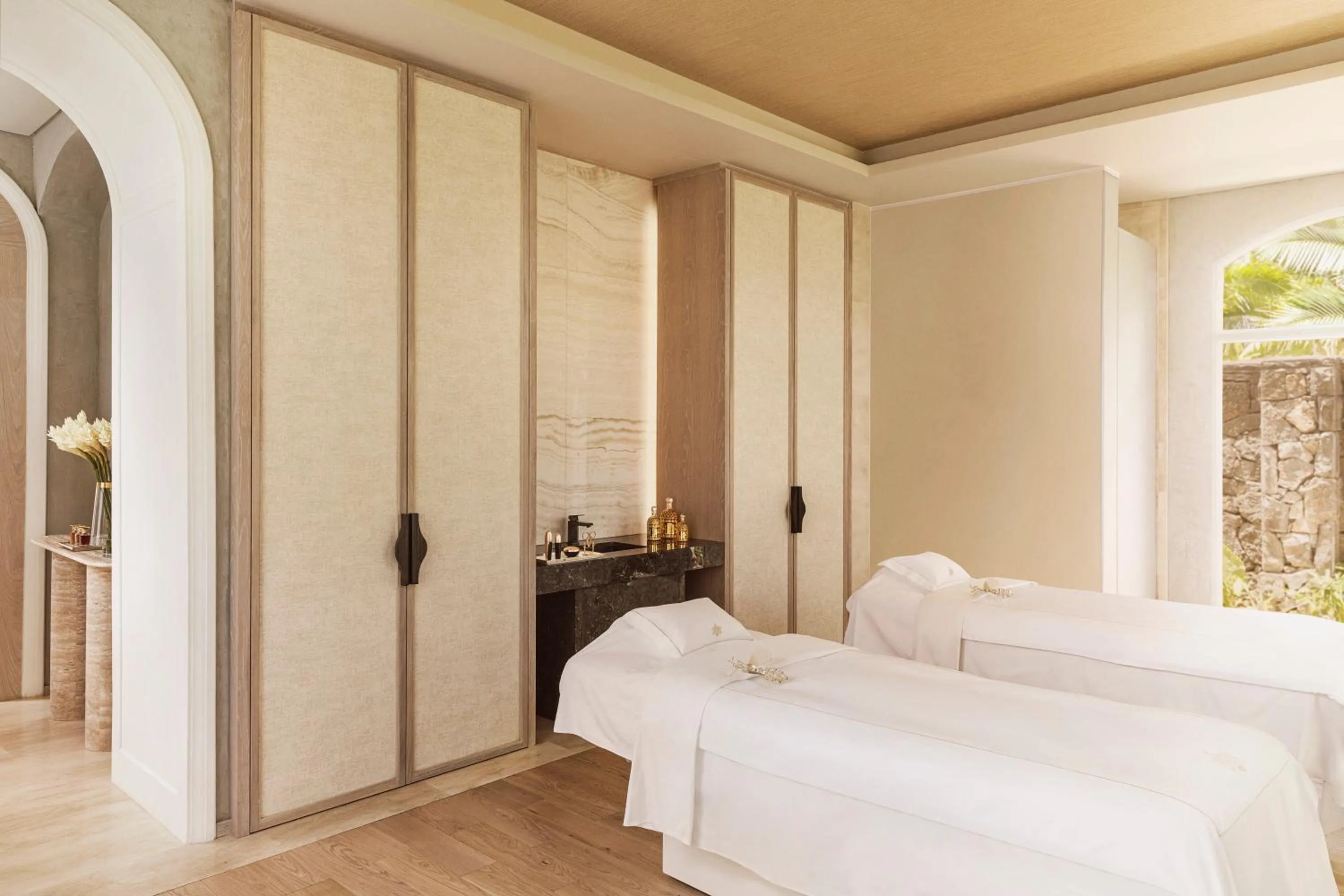 Massage, Bed in One&Only Le Saint Géran, Mauritius