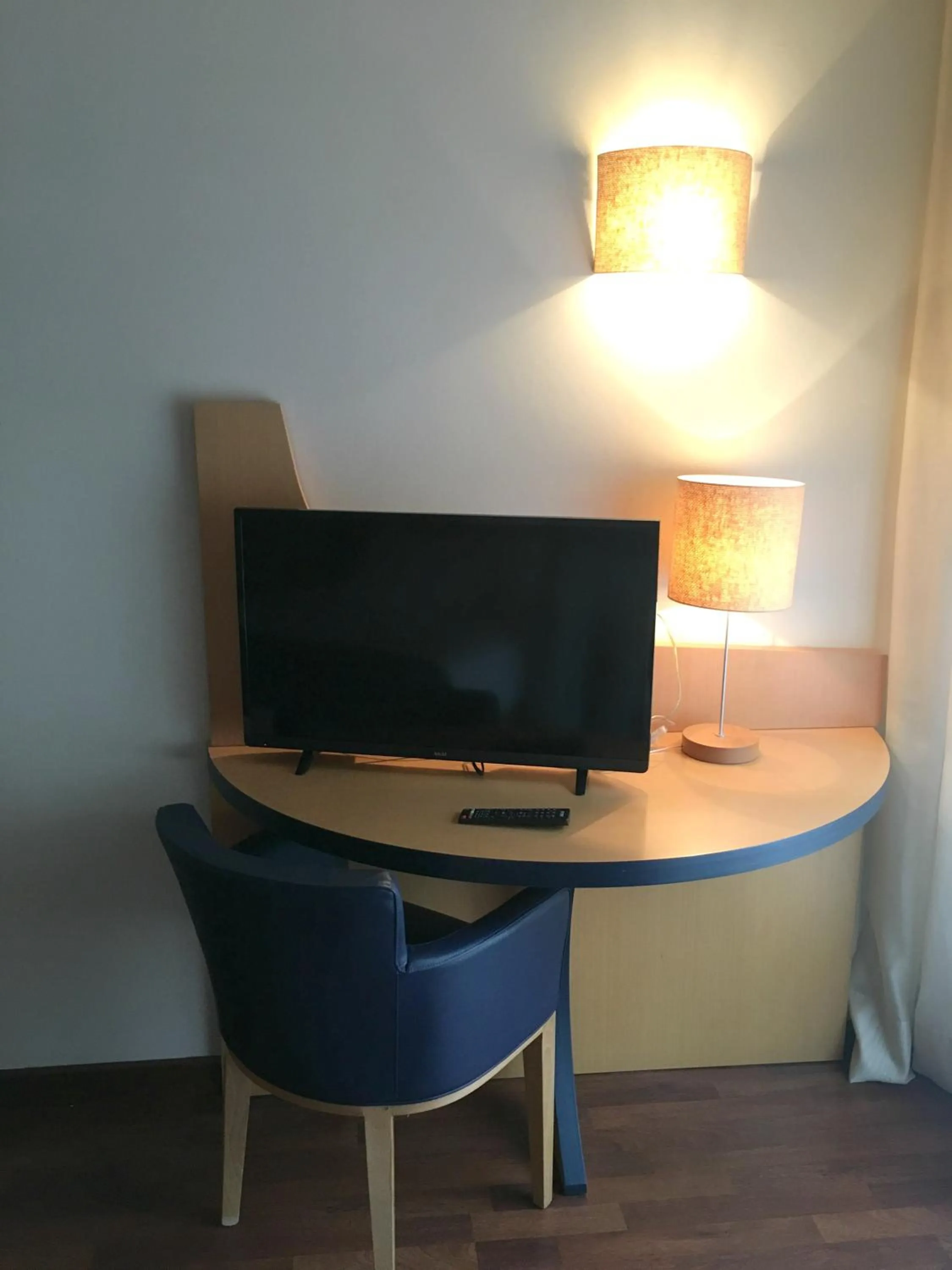 TV and multimedia in Plus Welcome Milano