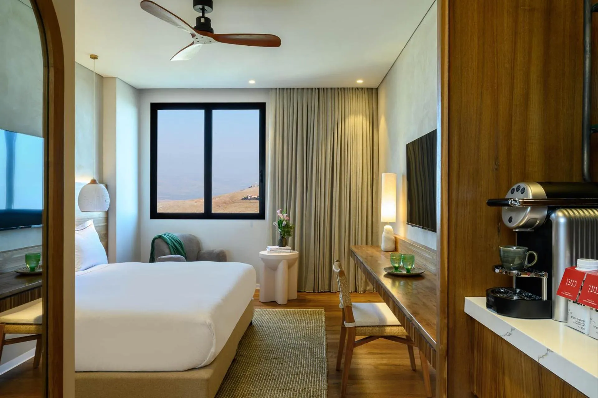 Bed in Hotel Canaan - Fattal Limited Edition