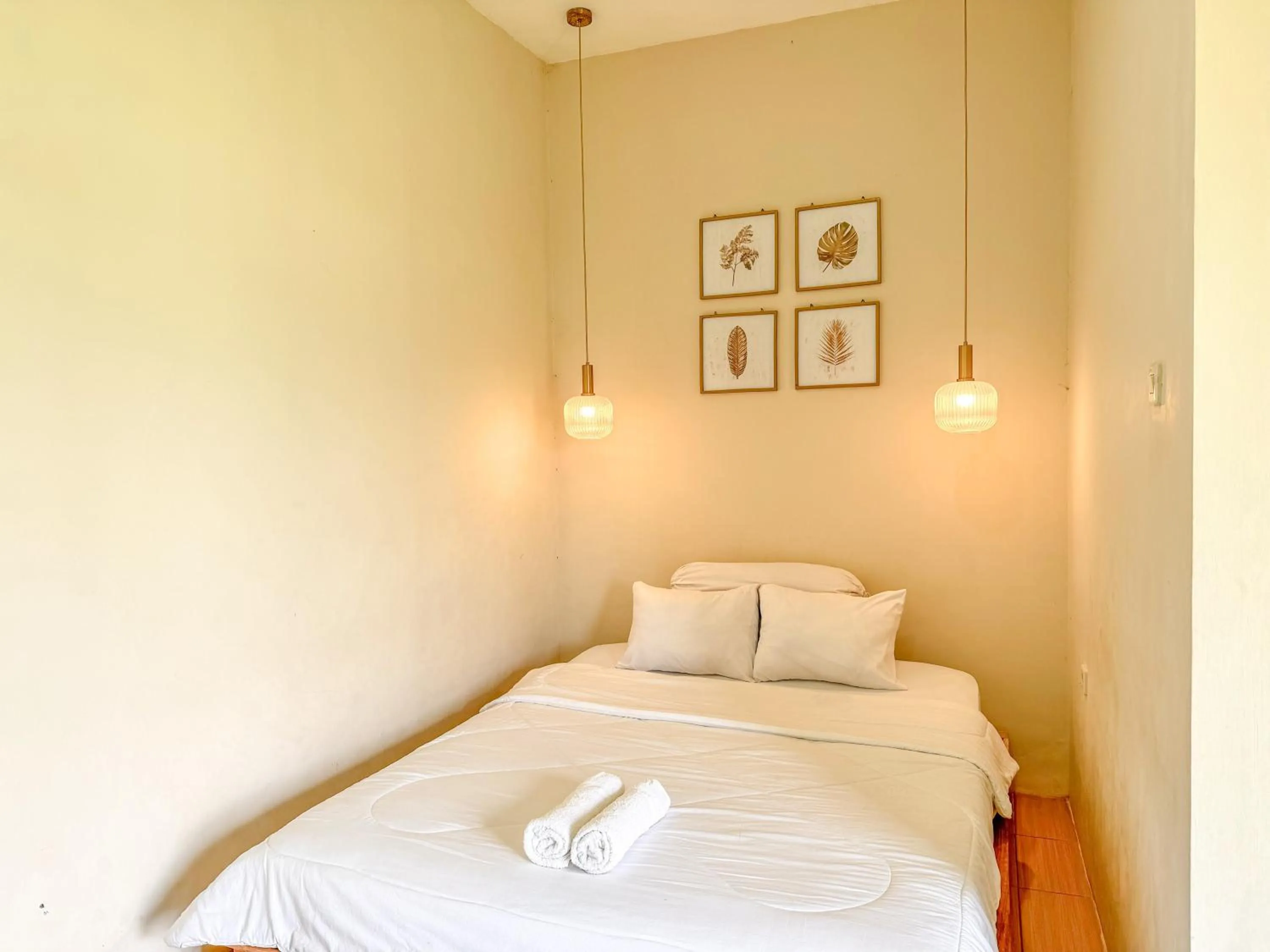 Bedroom, Bed in OWK Homestay Syariah Mitra RedDoorz Wonosobo