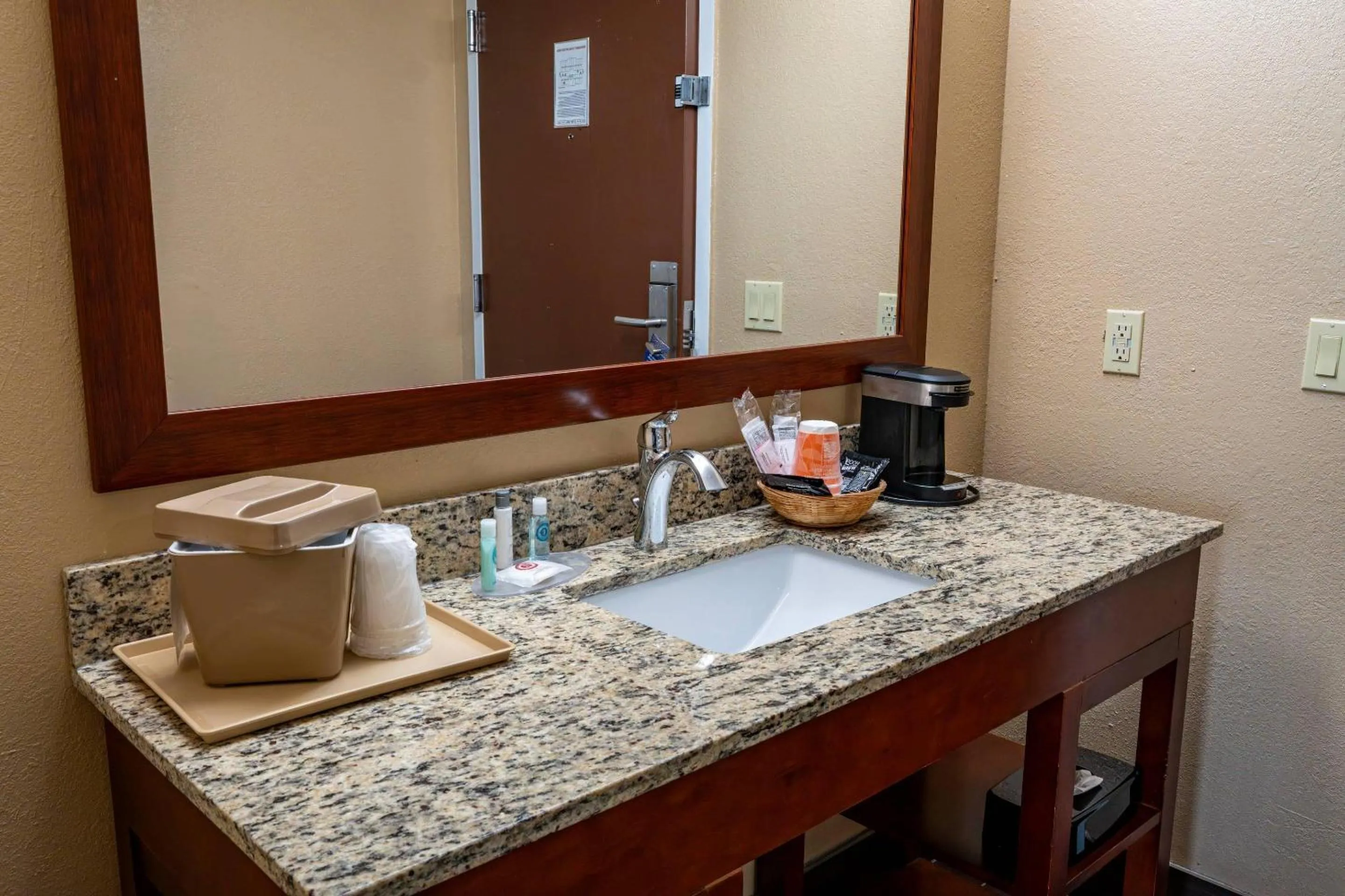 Bedroom in Comfort Inn & Suites Lakeland North I-4
