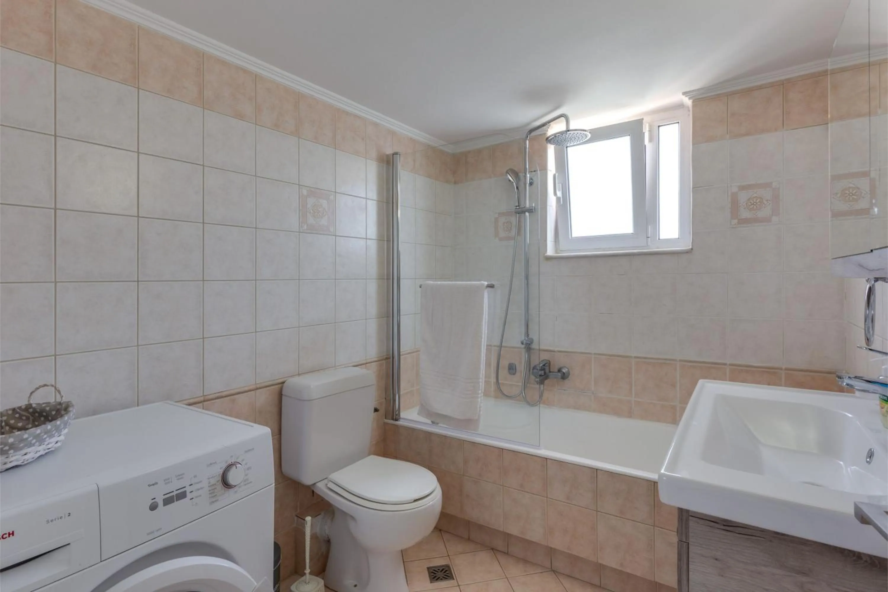 Shower in Villa Armonia Chania