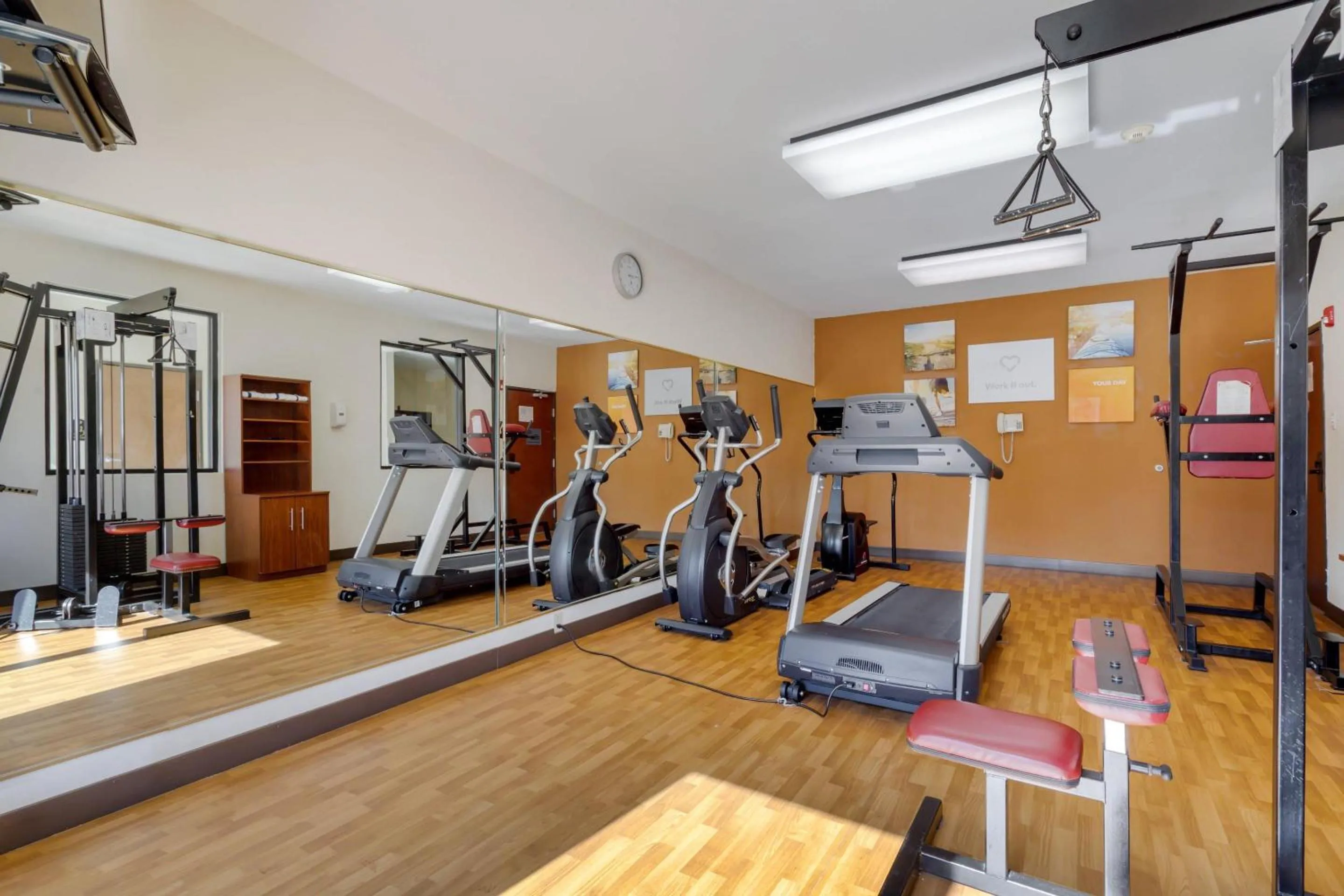Fitness centre/facilities in Comfort Suites La Porte - Baytown