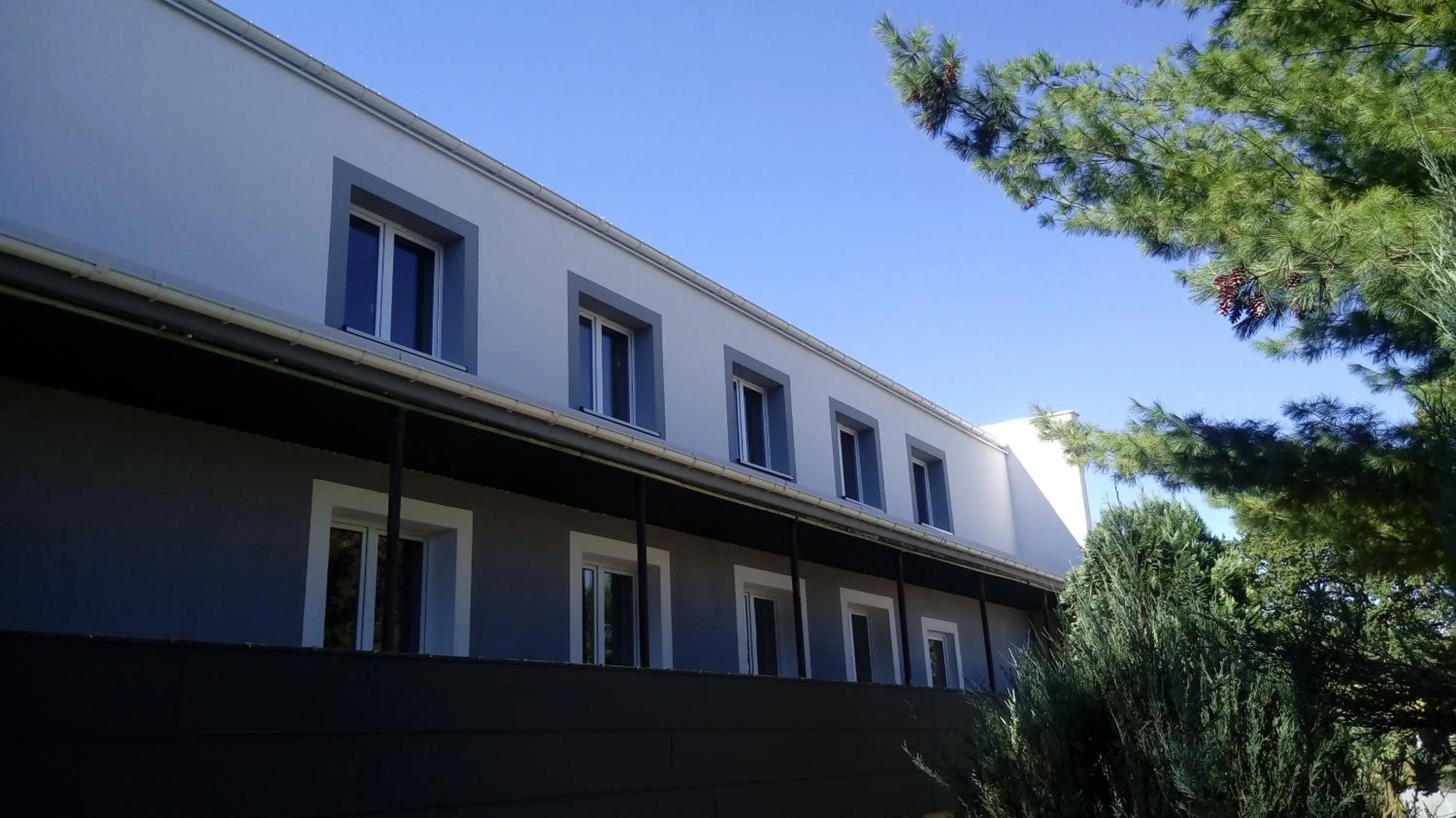 Property building in Dom Sportowca