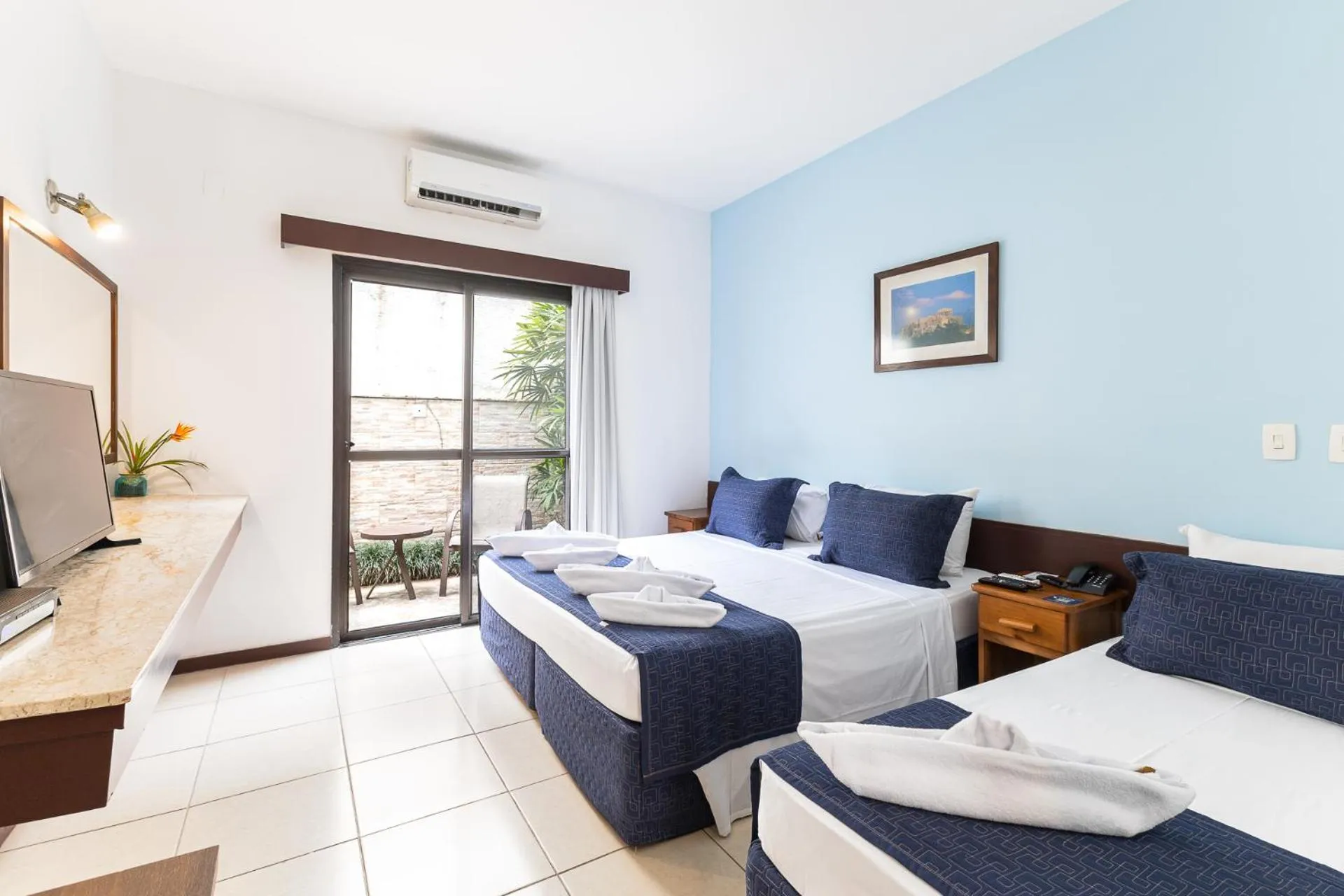 Bed in Hotel Ilhas da Grécia