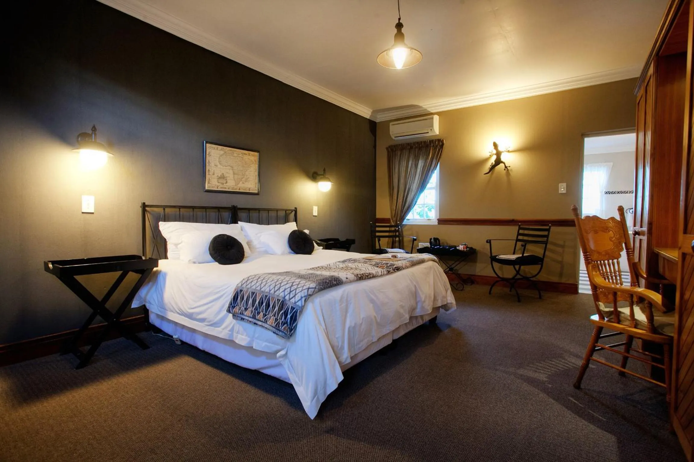 Coffee/tea facilities, Bed in Tsitsikamma Village Inn