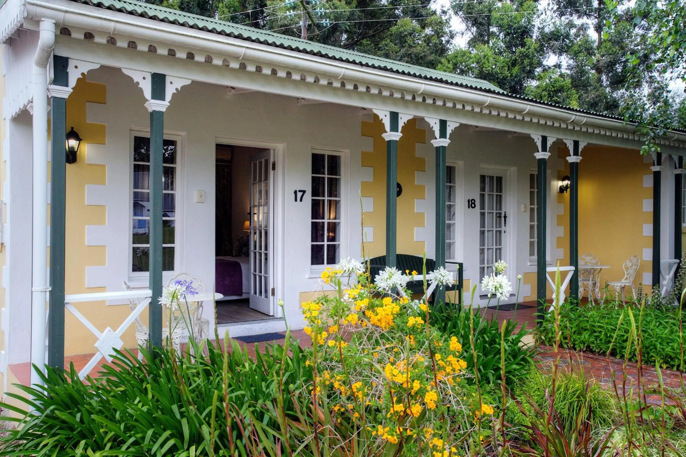 Coffee/tea facilities in Tsitsikamma Village Inn