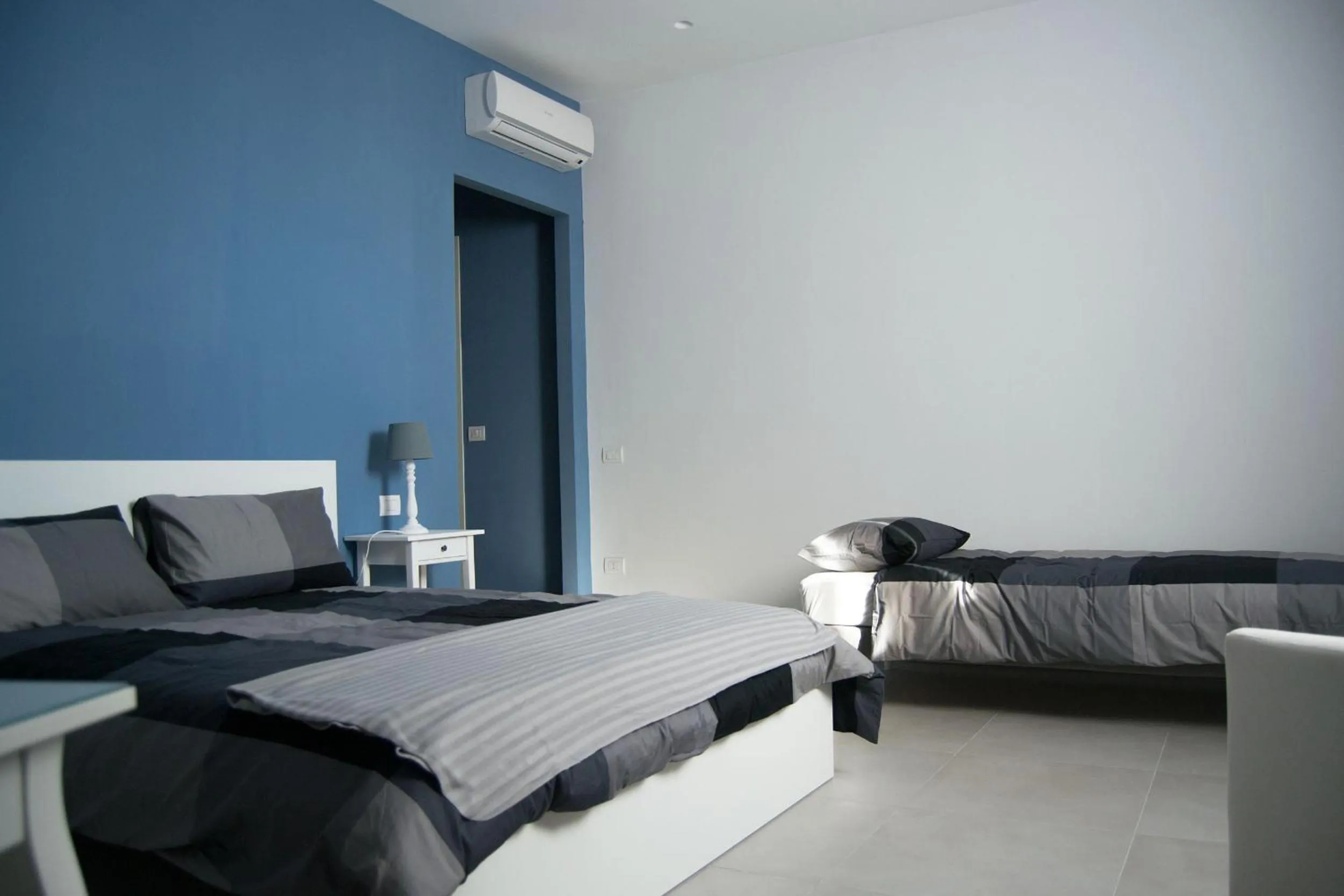 Bedroom, Bed in "Panoramic Terrazza - Napoli"