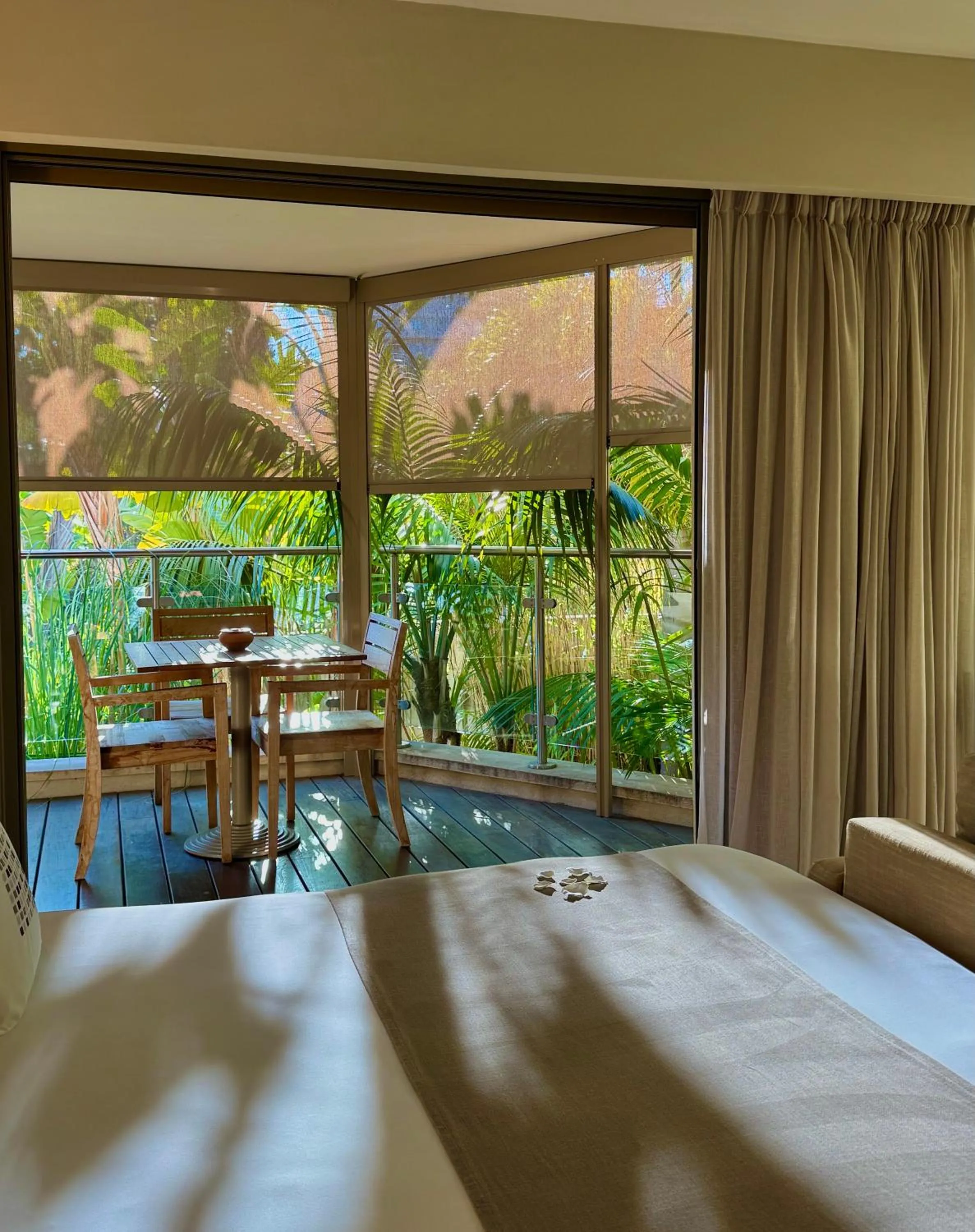 Balcony/Terrace, Bed in Cannes Villa St Barth