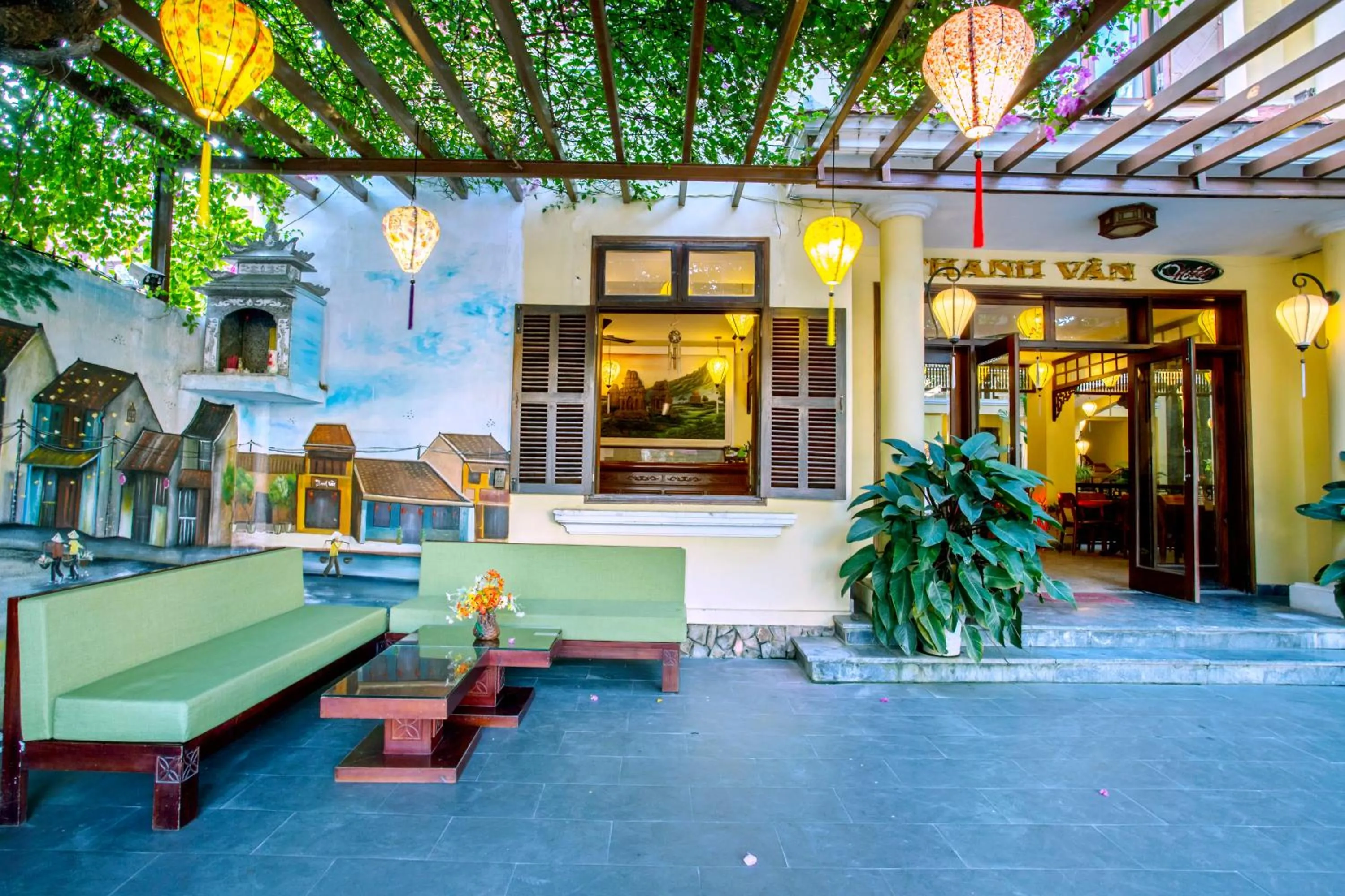 Facade/entrance in Thanh Van 1 Hotel