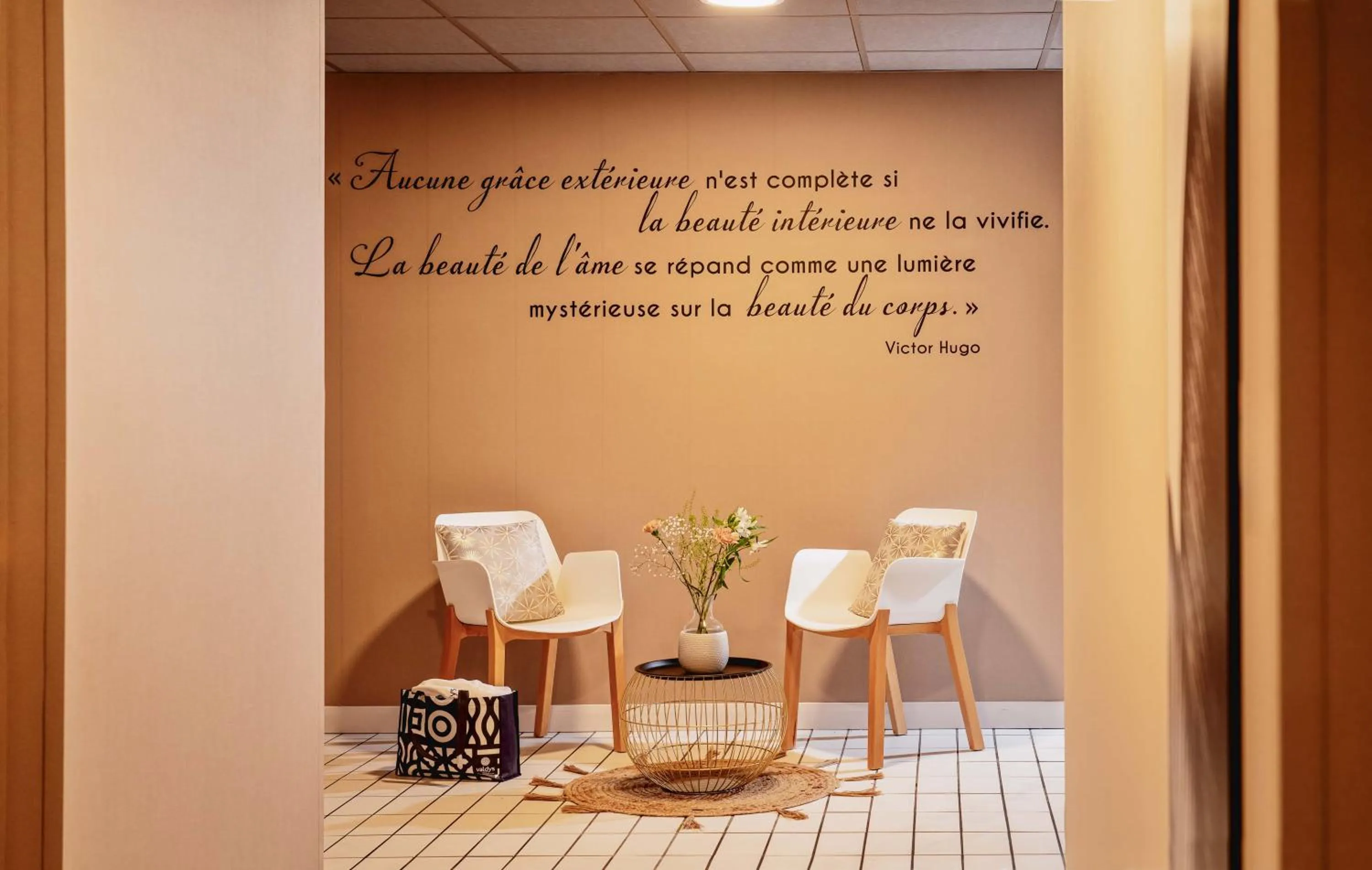 Living room in Hôtel L'Escale Marine Valdys Resort & SPA