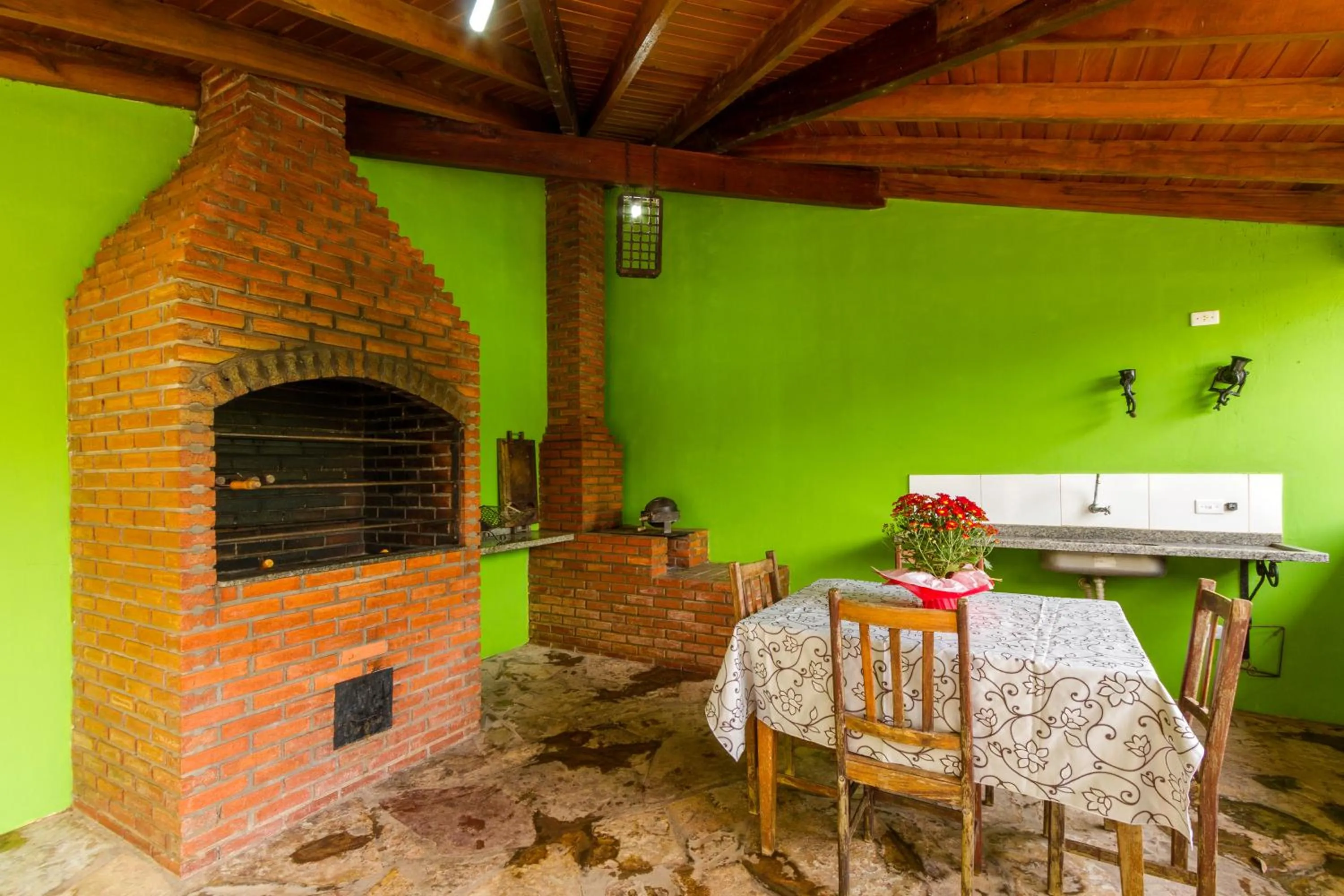 BBQ facilities in Pousada Chamamé