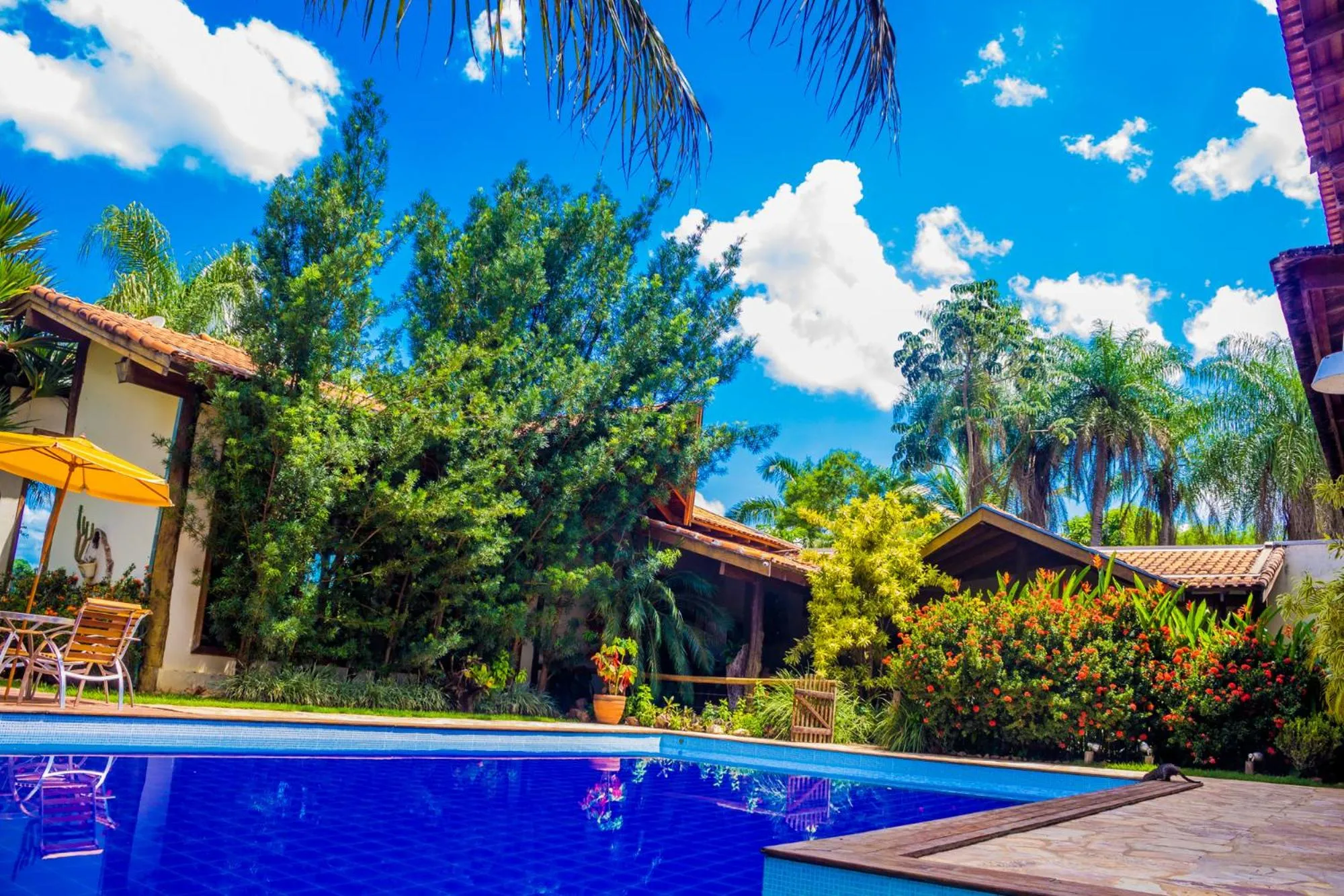 Swimming pool in Pousada Chamamé