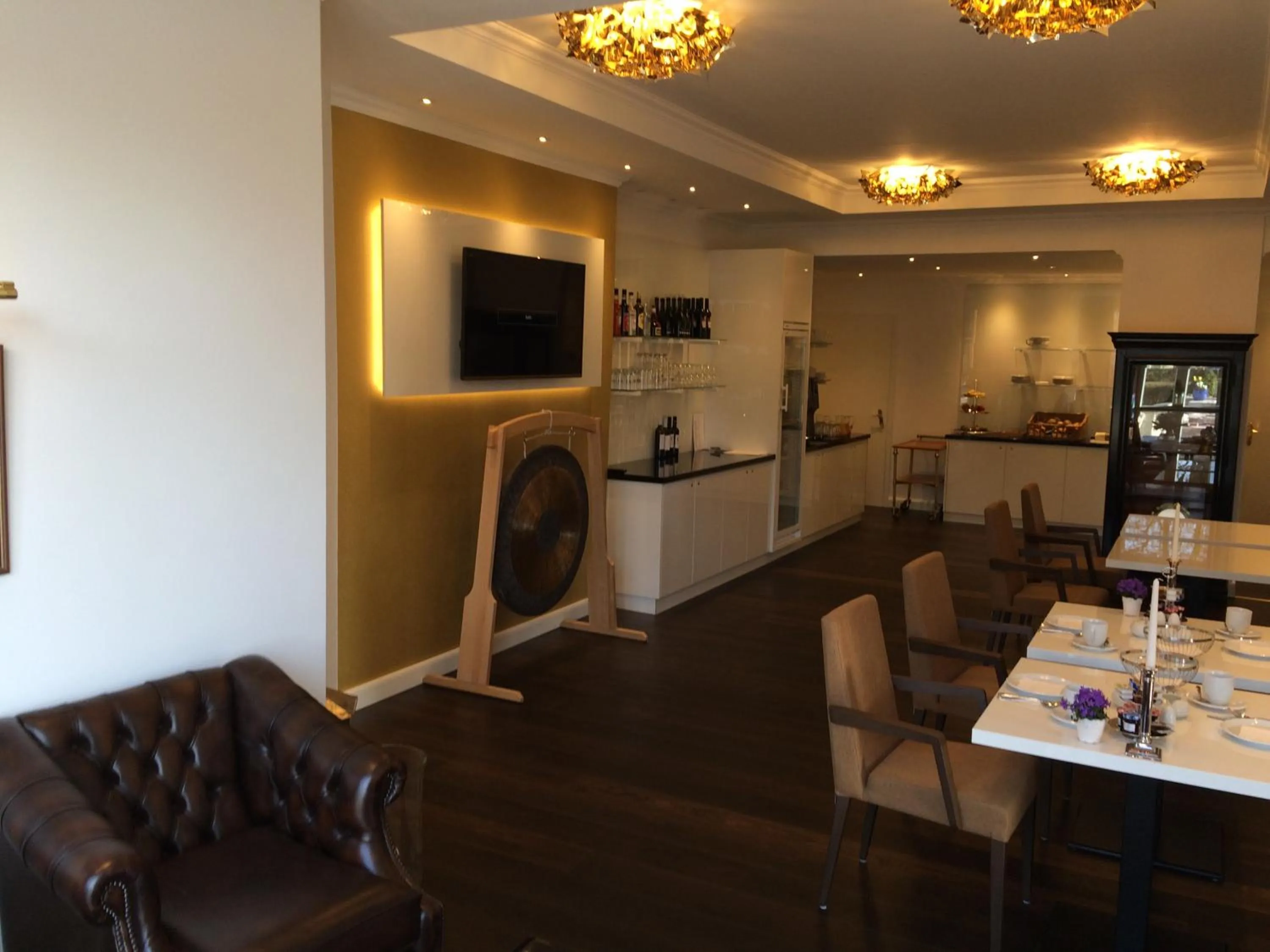 Buffet breakfast in Hotel De Insulåner