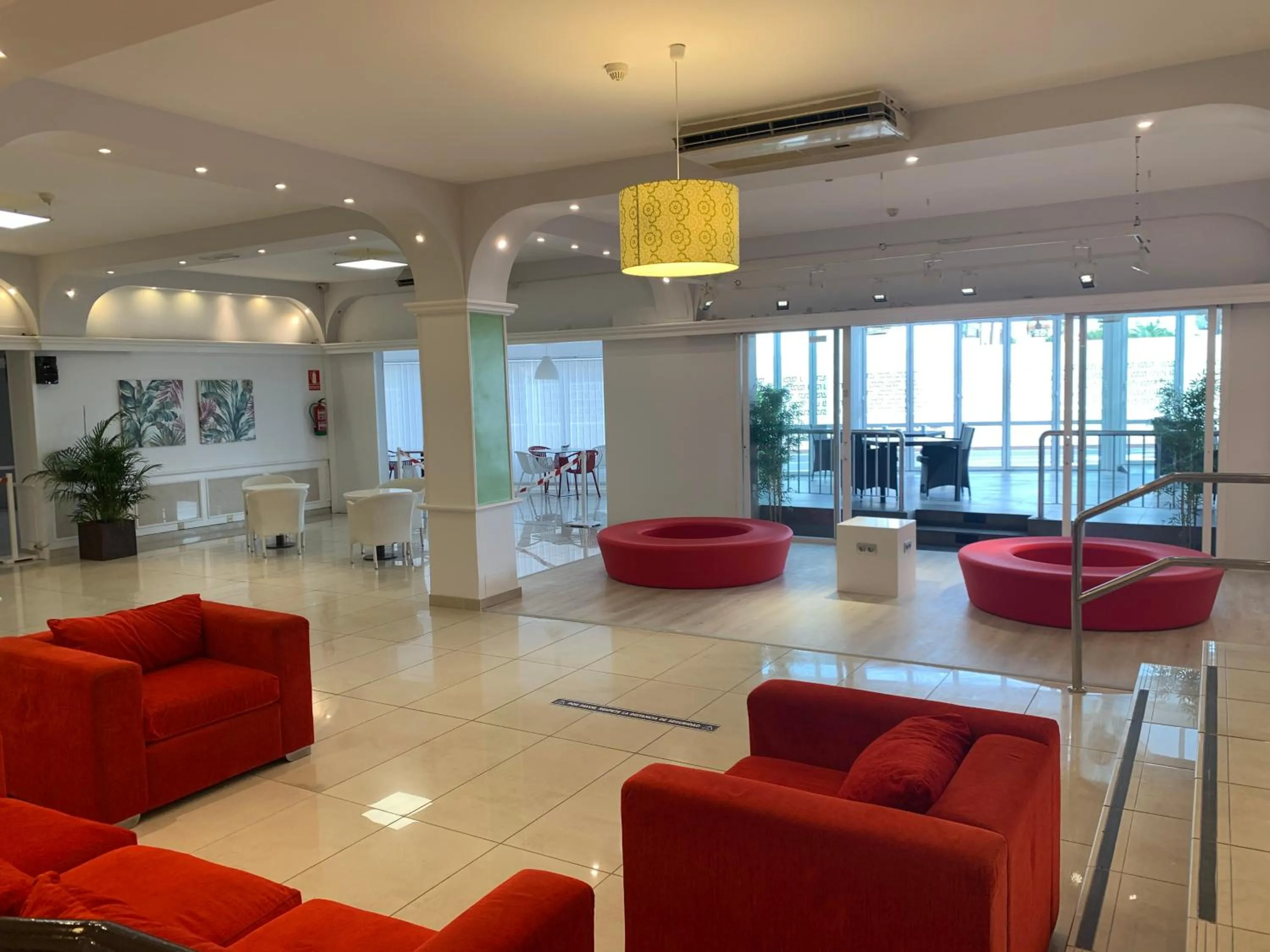 Lobby or reception in Aparthotel Los Dragos del Sur