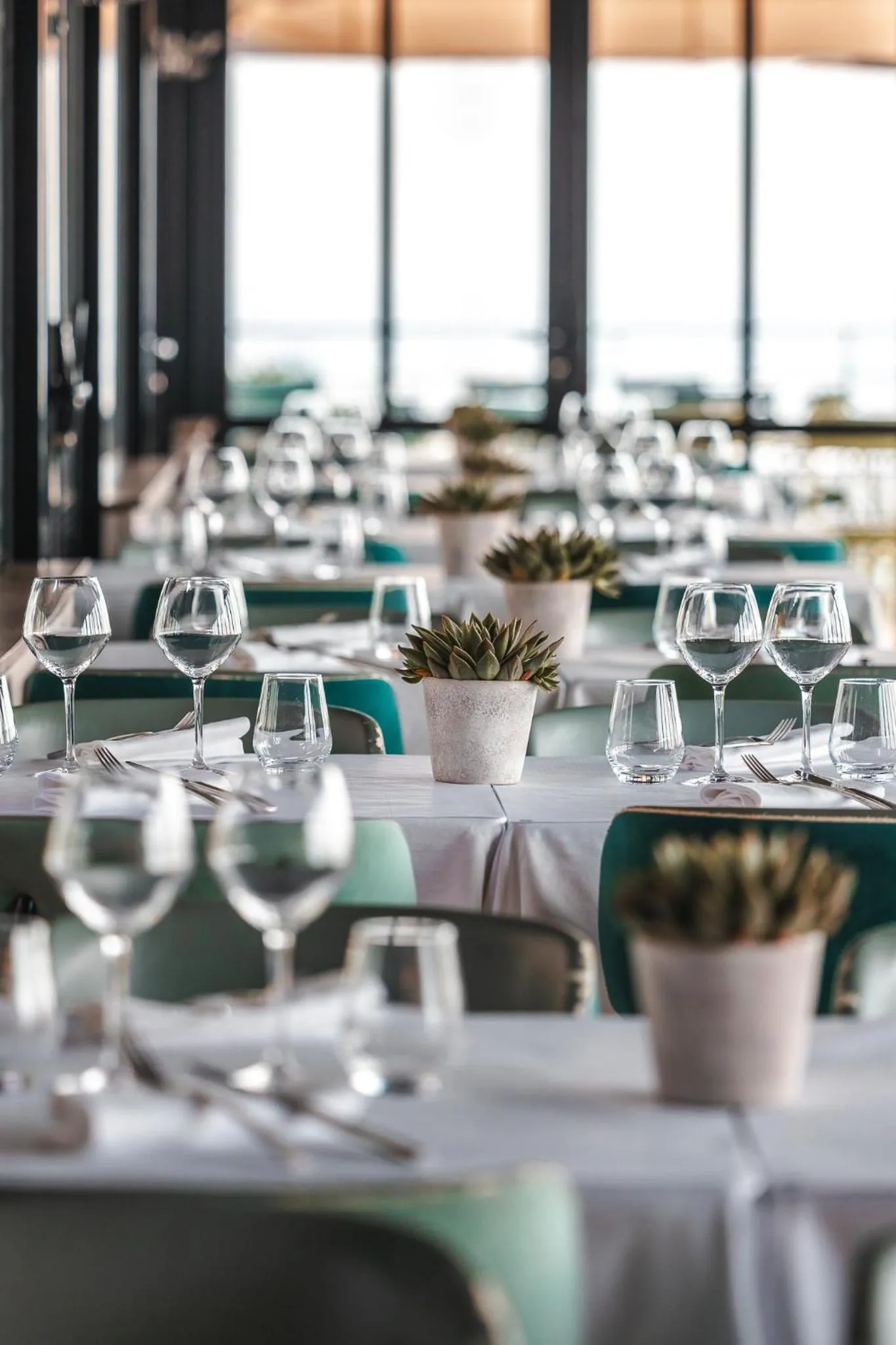 Restaurant/places to eat in L'Ermitage Hôtel Cuisine-À-Manger