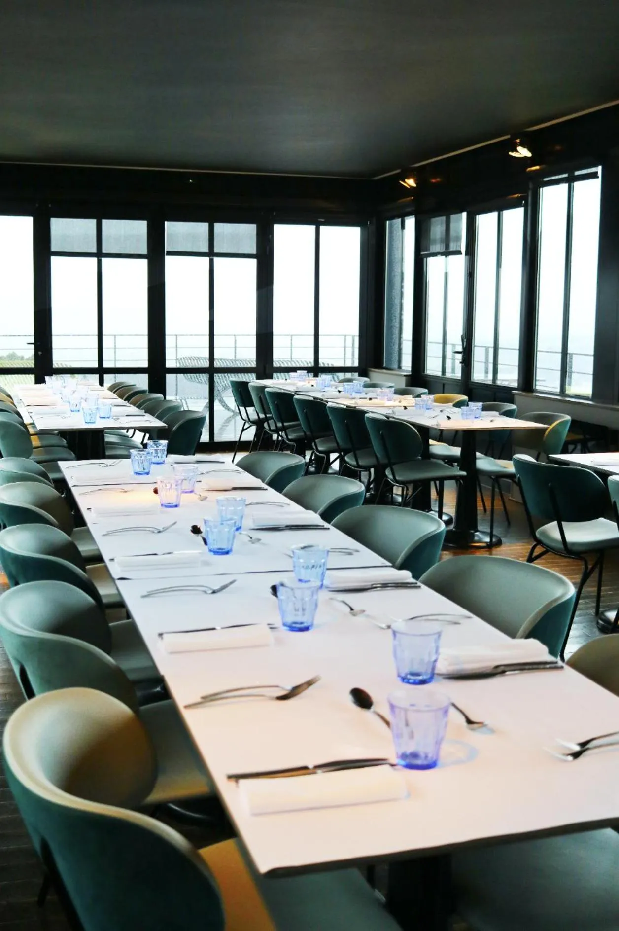 Restaurant/places to eat in L'Ermitage Hôtel Cuisine-À-Manger