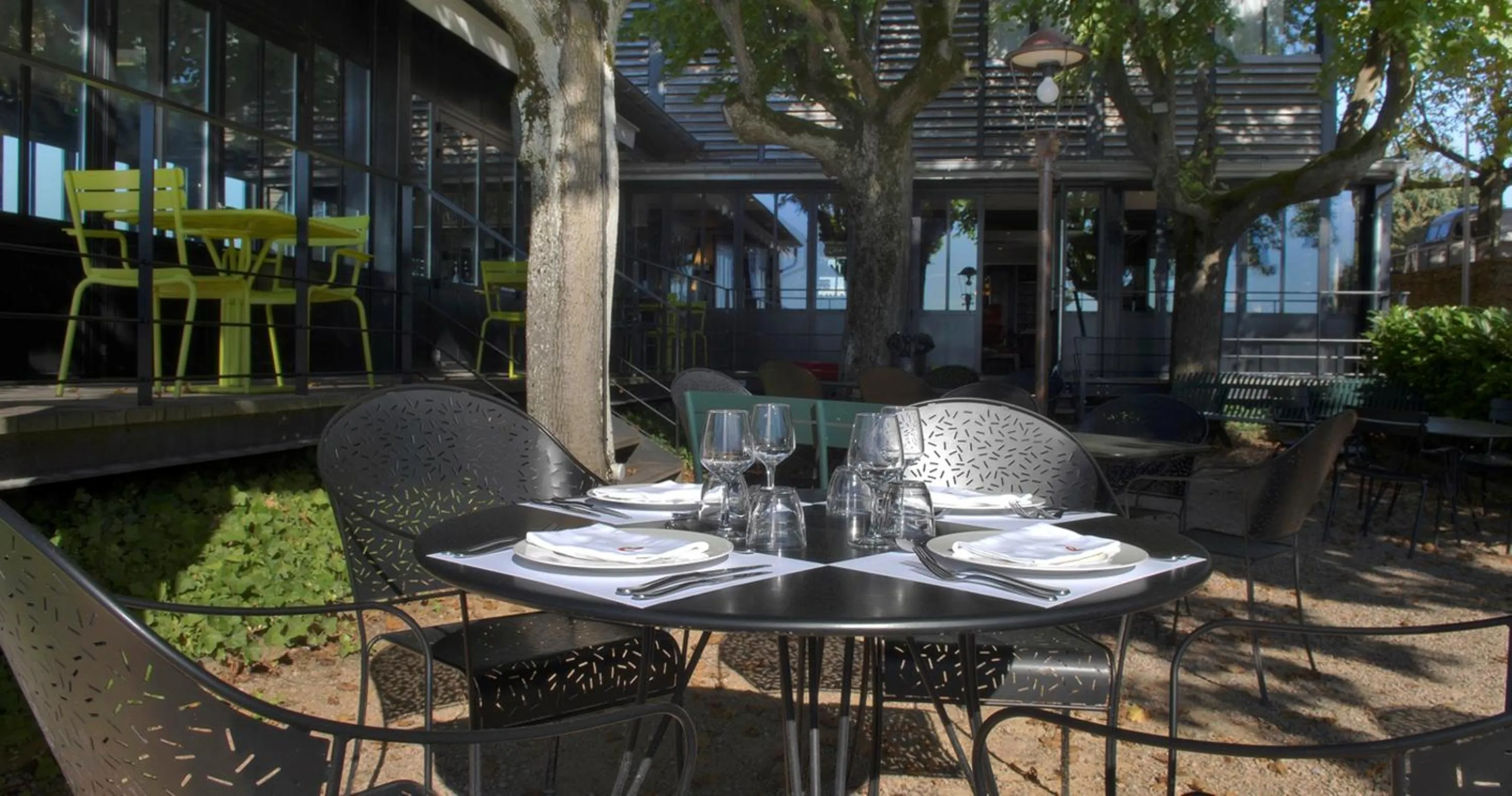 Restaurant/places to eat in L'Ermitage Hôtel Cuisine-À-Manger